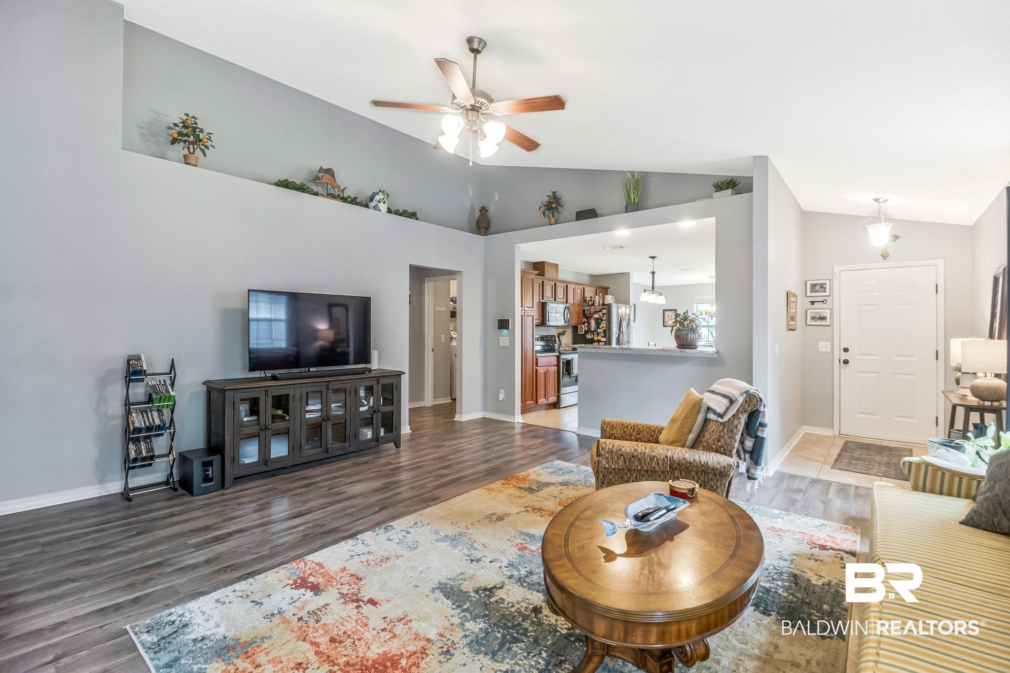 670 Mozingo Lane