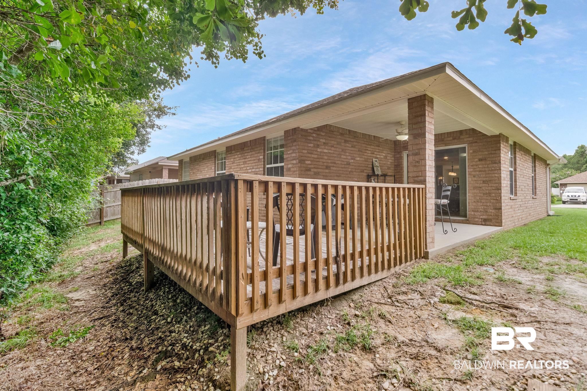 670 Mozingo Lane