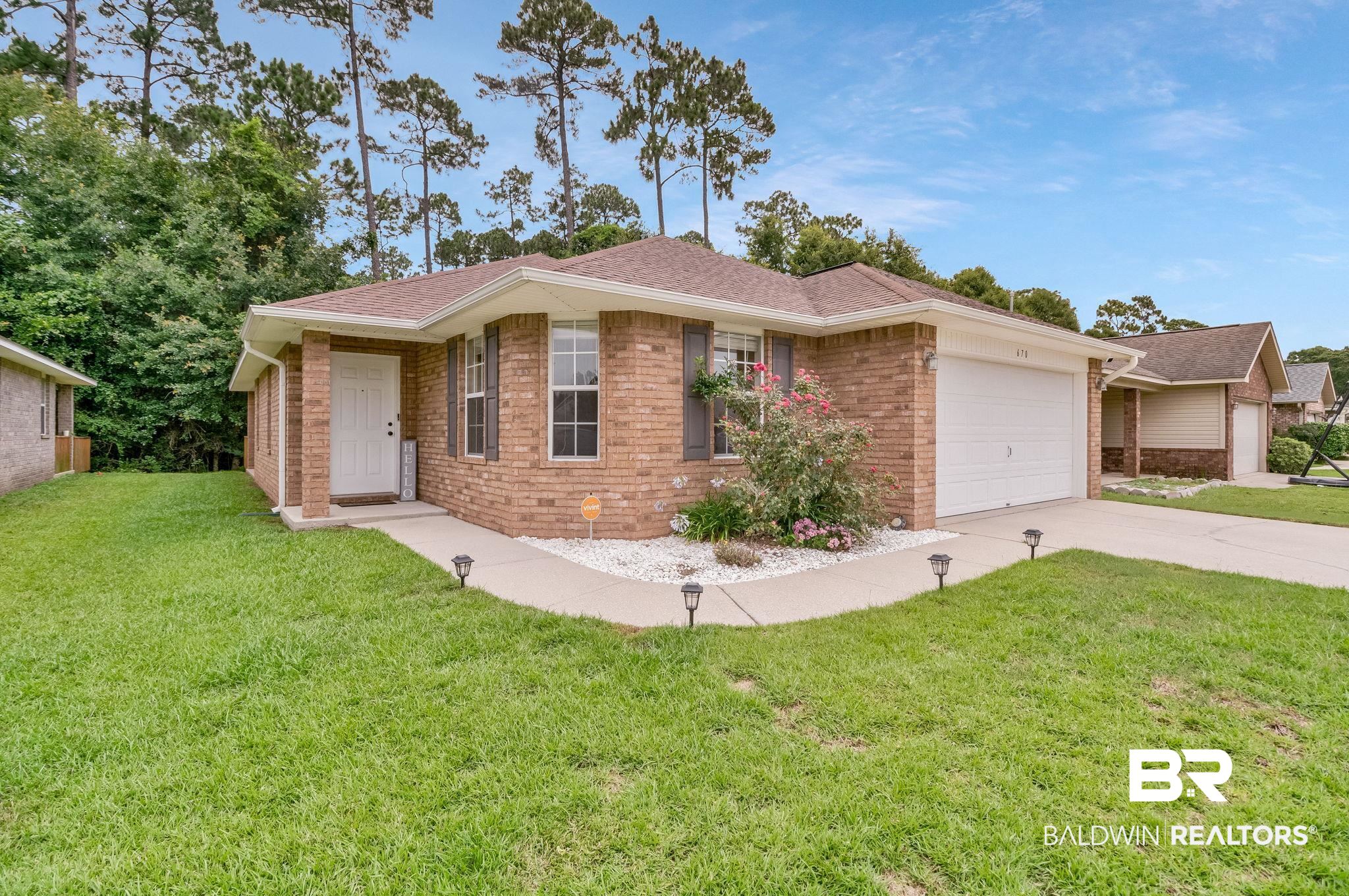670 Mozingo Lane