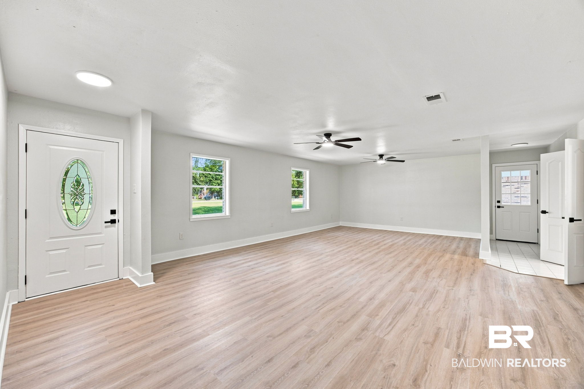 9092 Woodland Drive