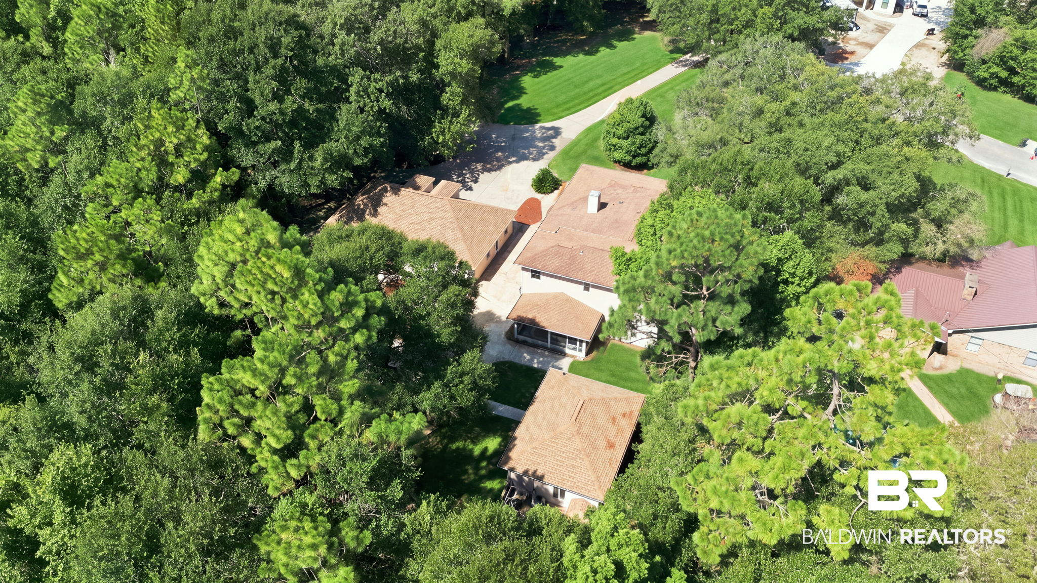 9092 Woodland Drive