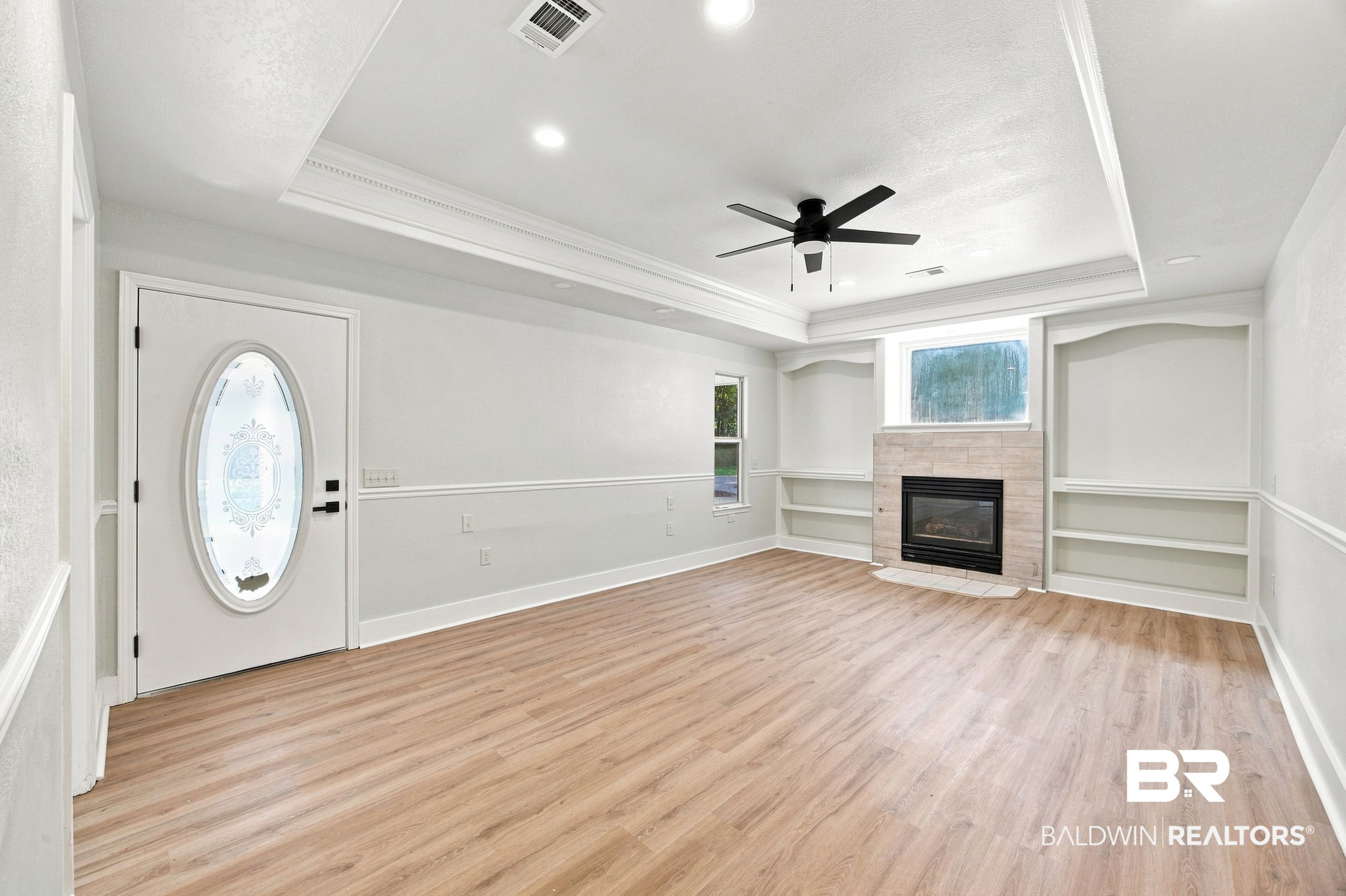 9092 Woodland Drive