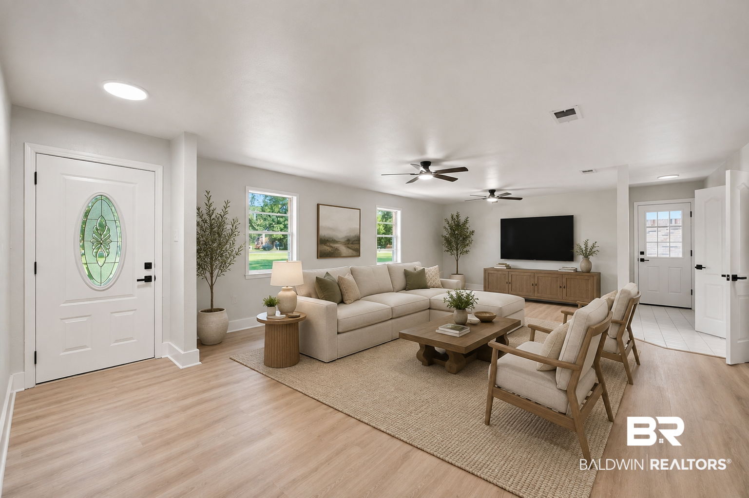 9092 Woodland Drive
