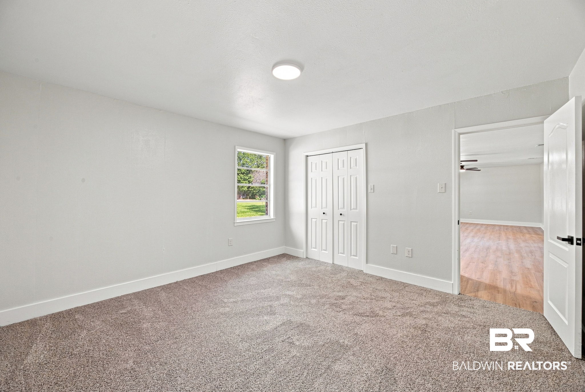9092 Woodland Drive