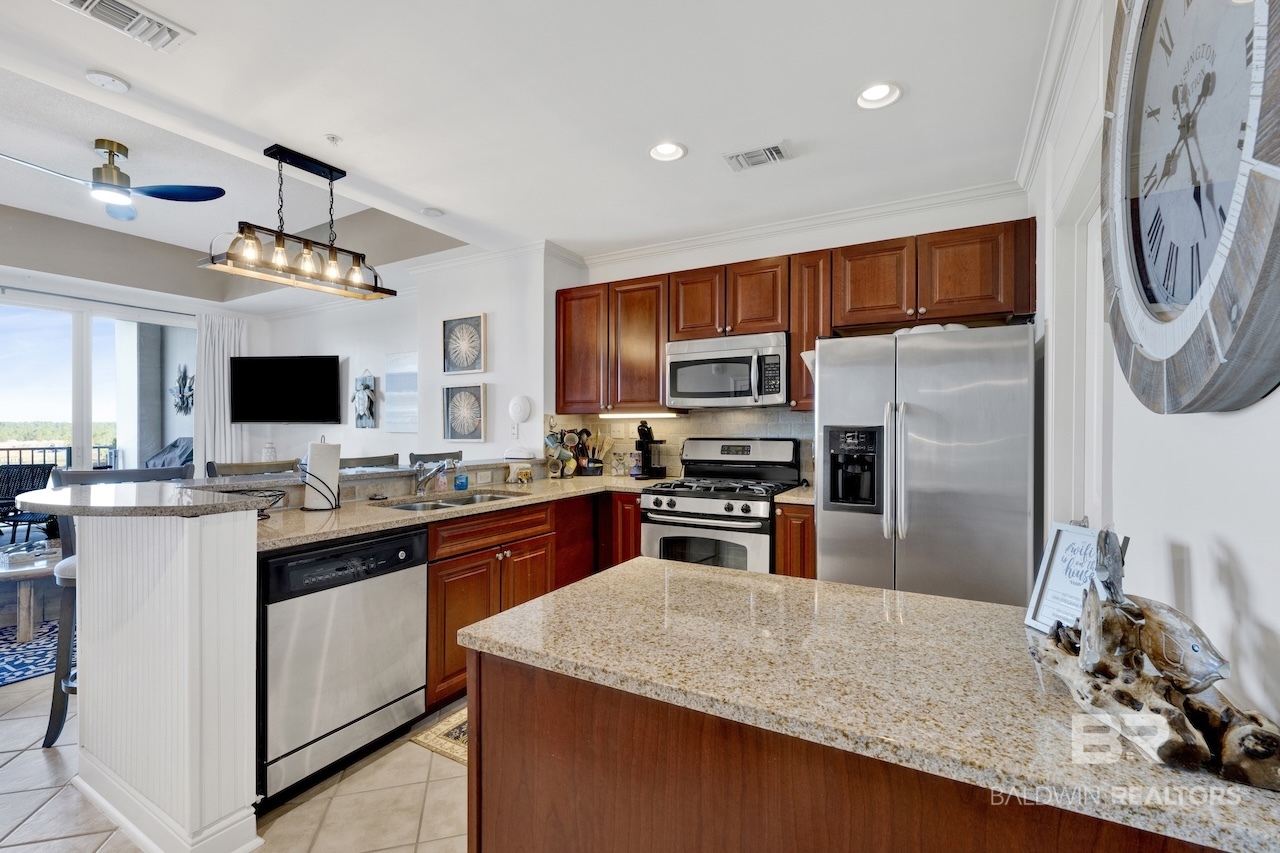 4851 Wharf Parkway APT 515