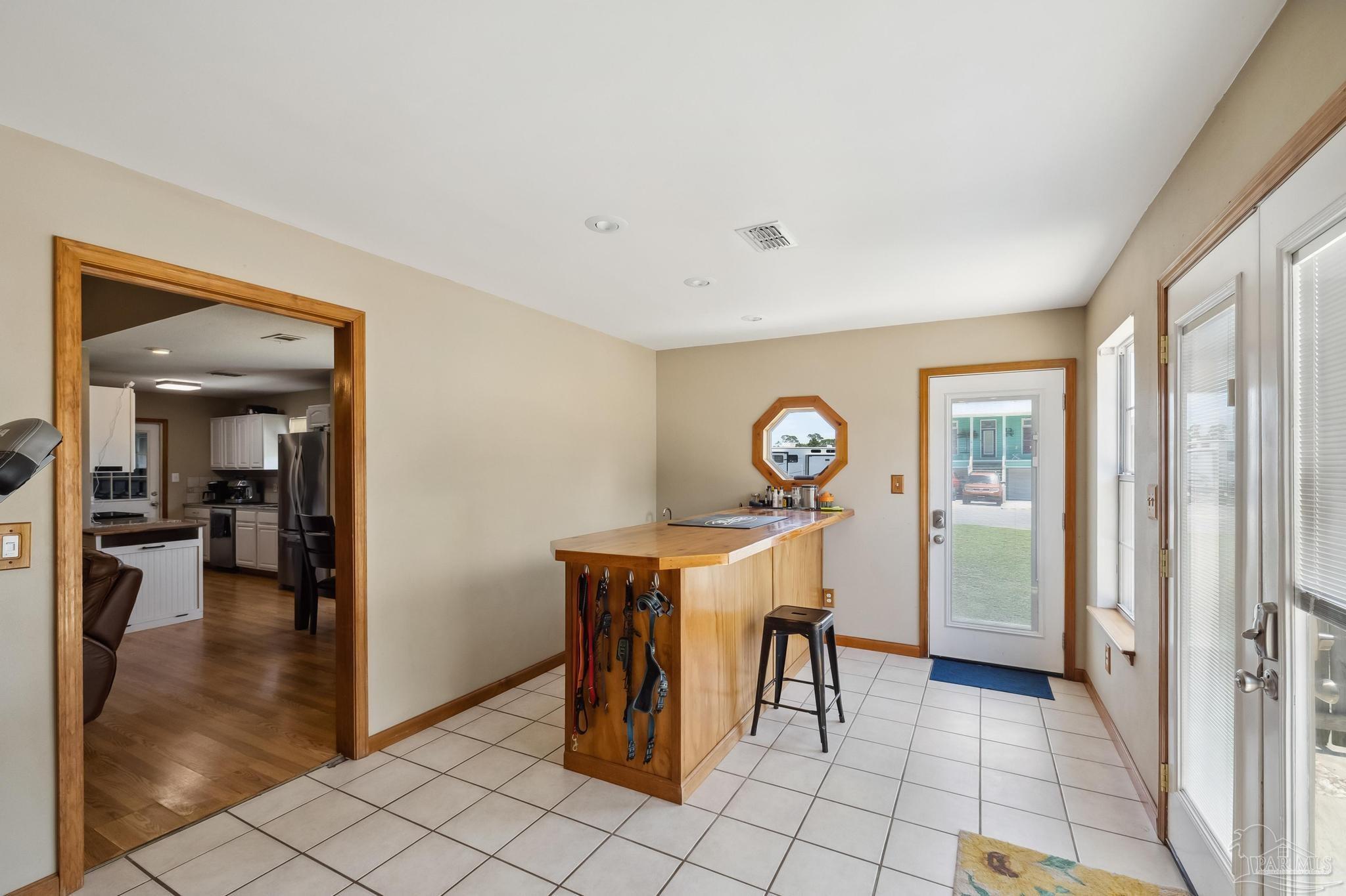 721 Landing Ln