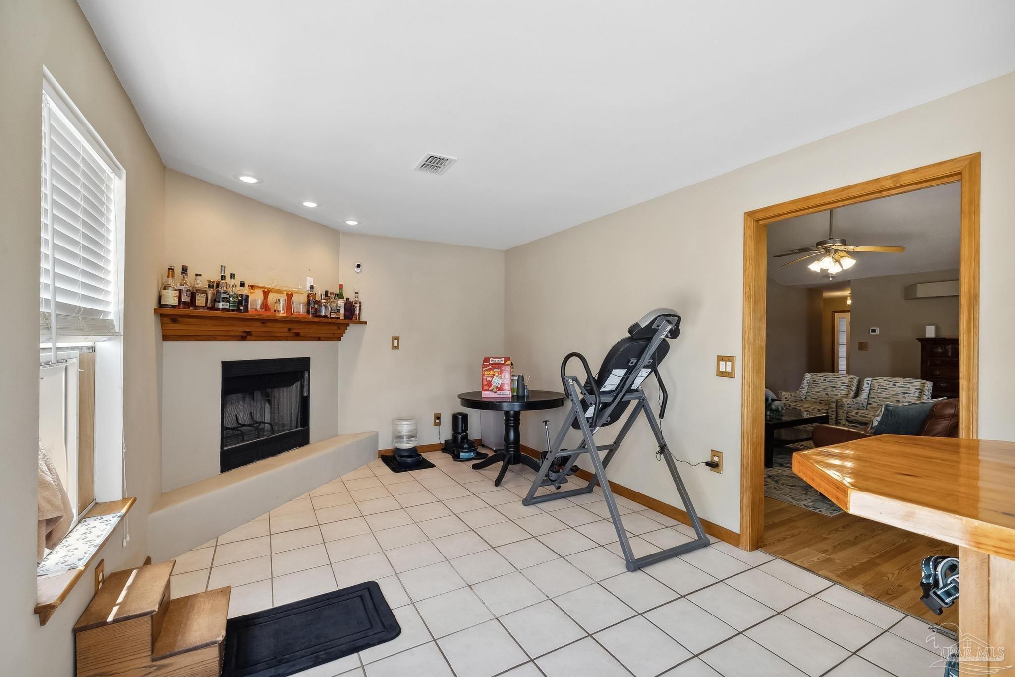 721 Landing Ln