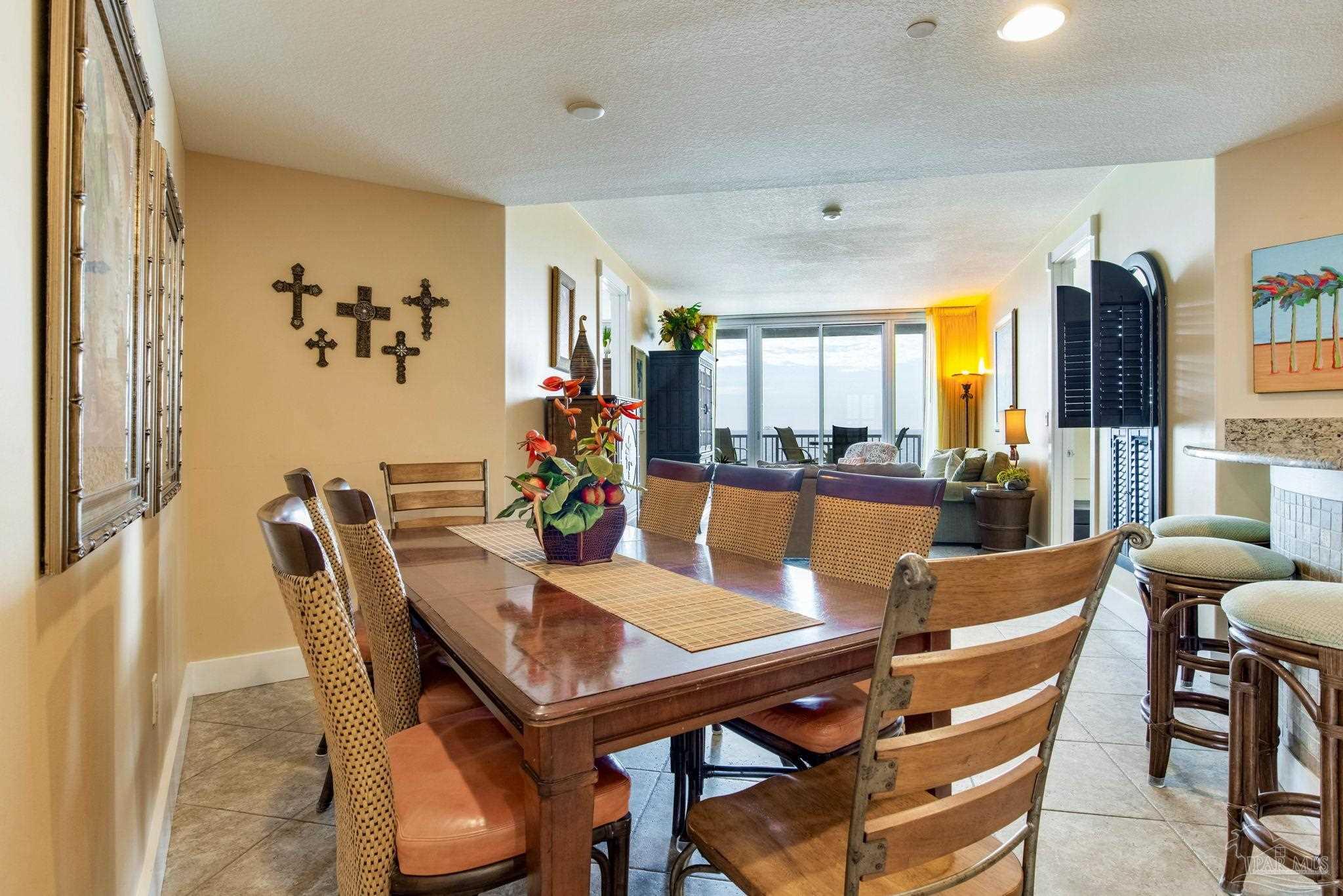 521 W Beach Blvd # 702
