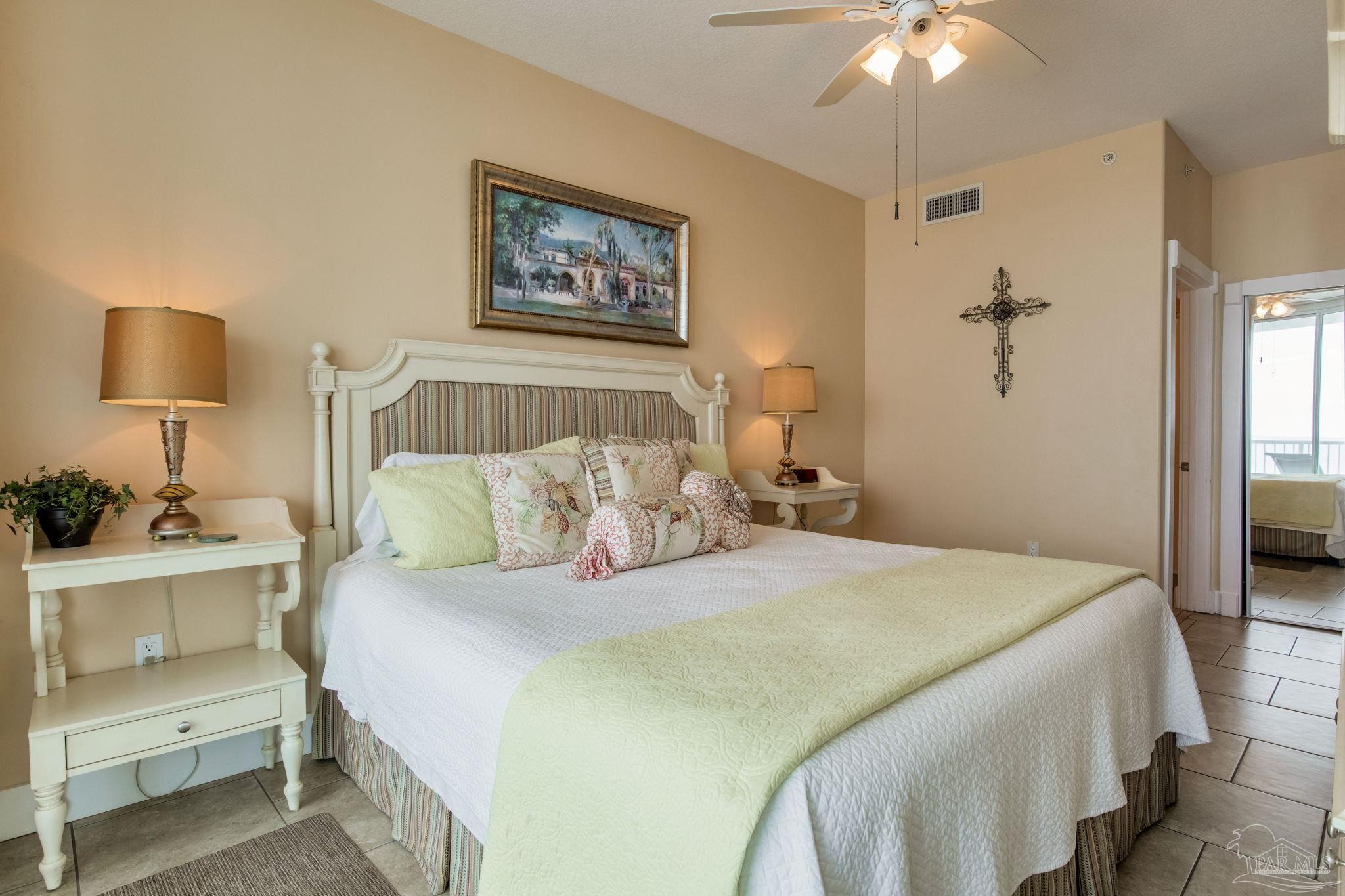 521 W Beach Blvd # 702