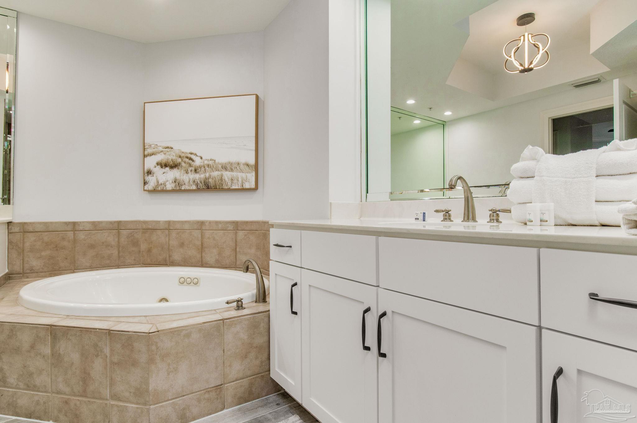 612 Lost Key Dr # 205B