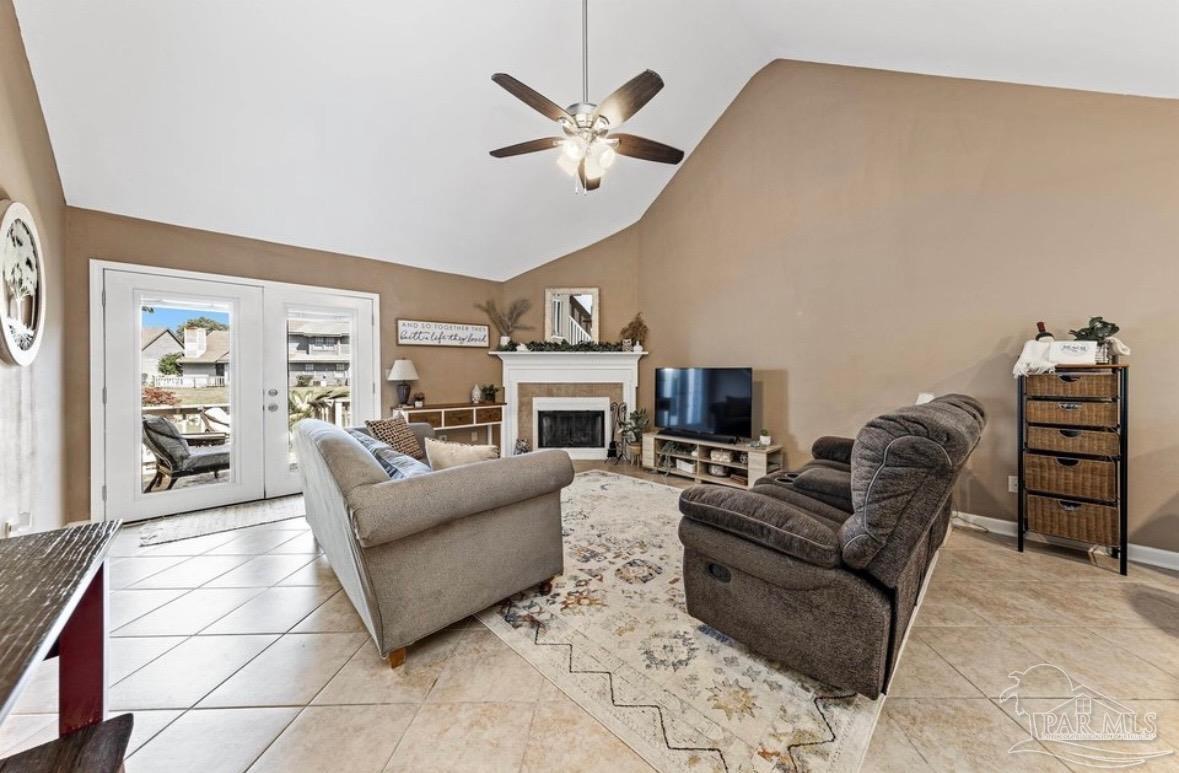 389 Clubhouse Dr Unit: U-5/HH3