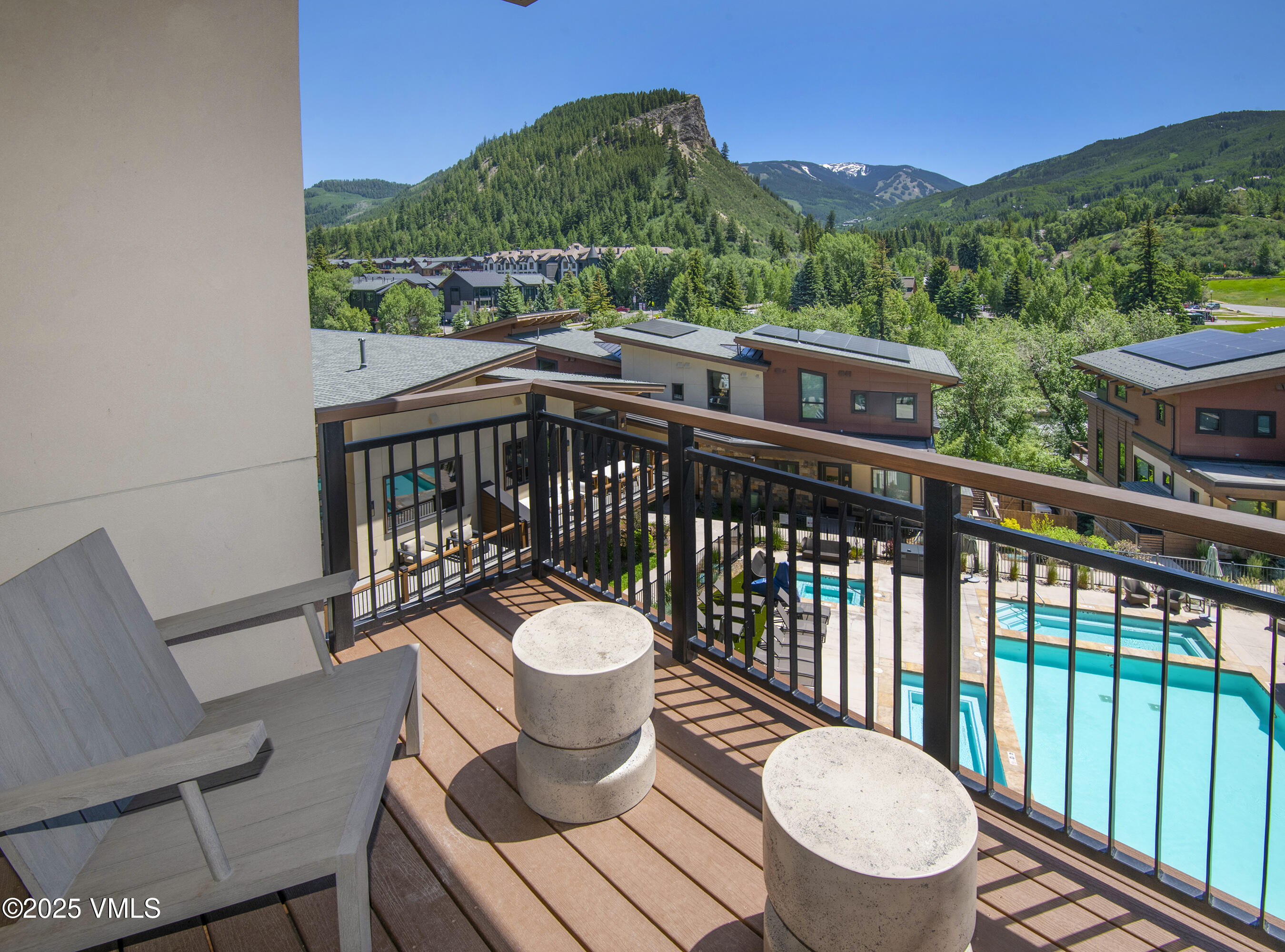 0042 Riverfront Lane, 304