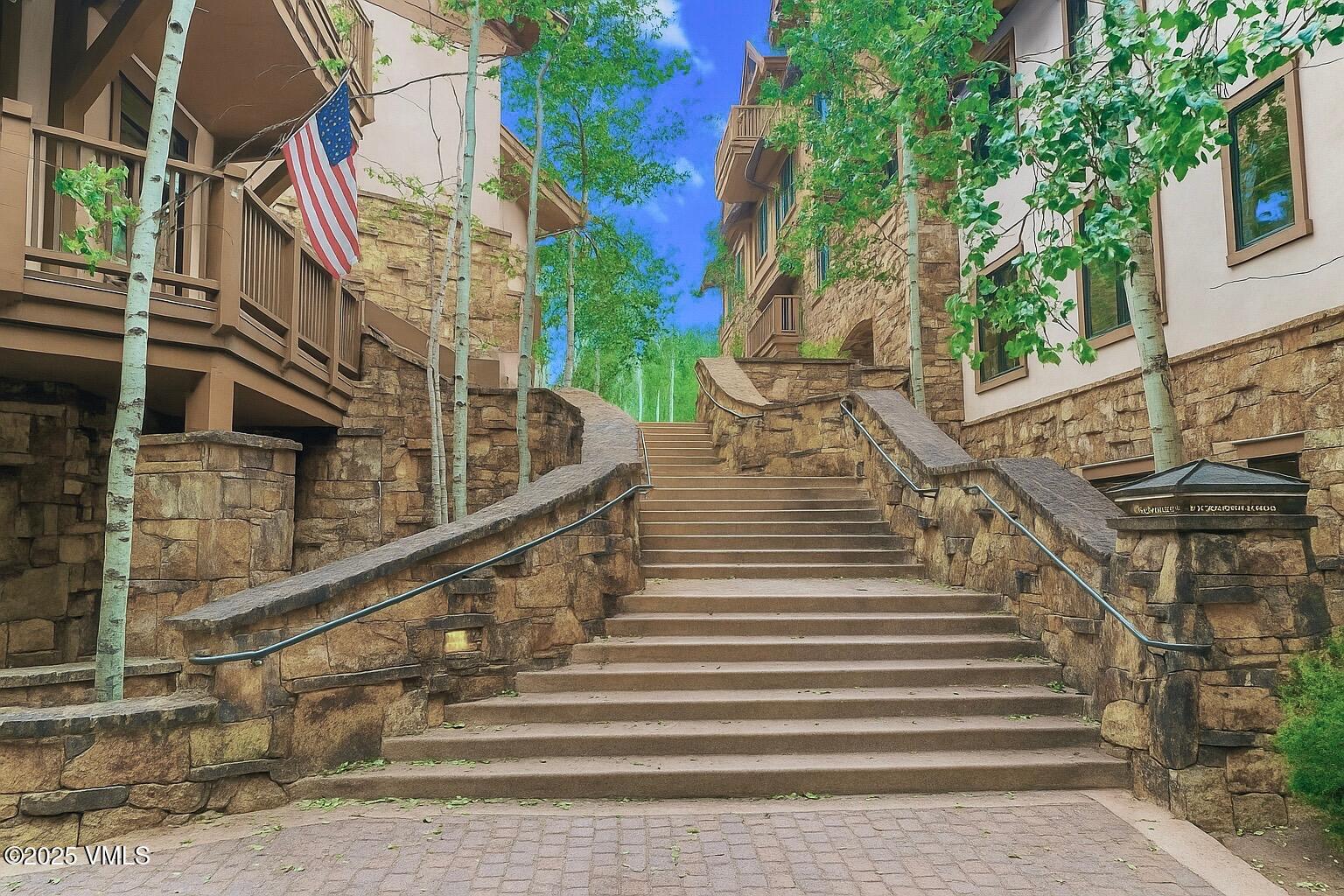 627 Sawatch Drive 205