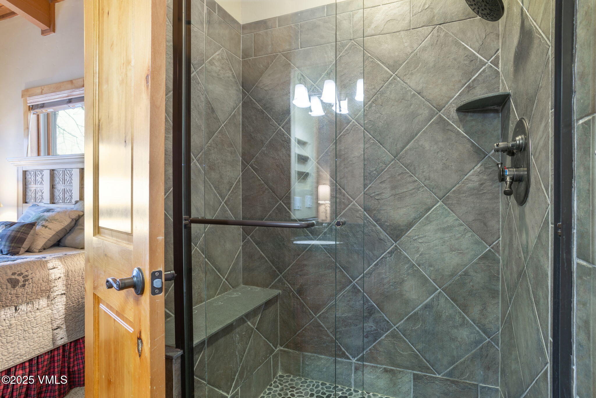 4670 Vail Racquet Club Drive Unit: 18