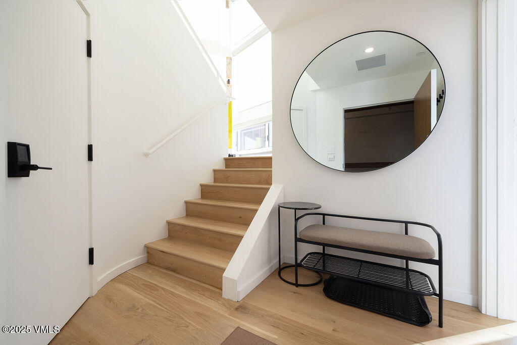 710 W Lionshead Circle 311