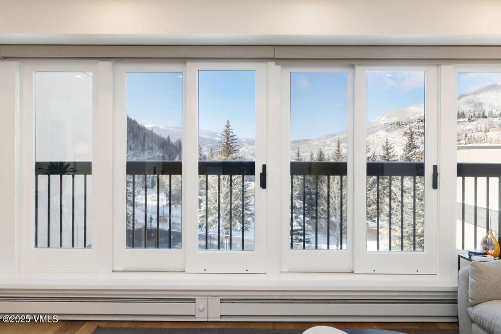 710 W Lionshead Circle 311