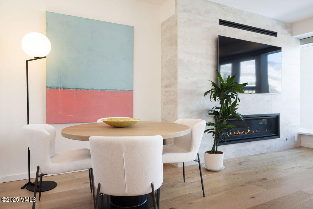 710 W Lionshead Circle 311