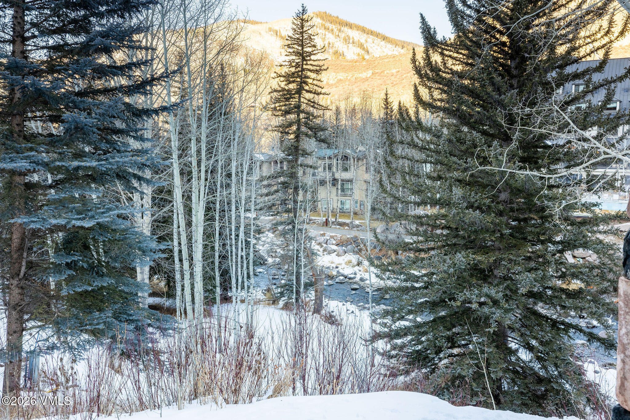 1285 Westhaven Circle S