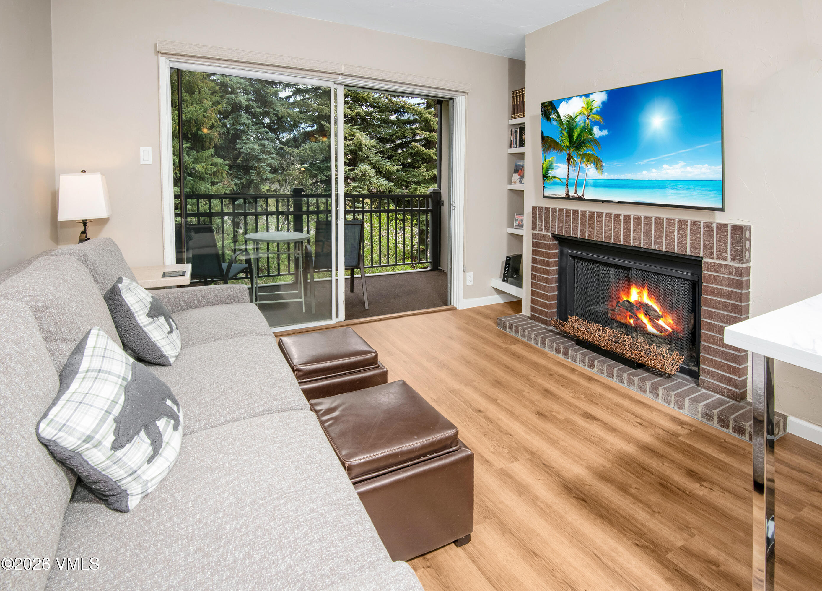 508 E Lionshead 208