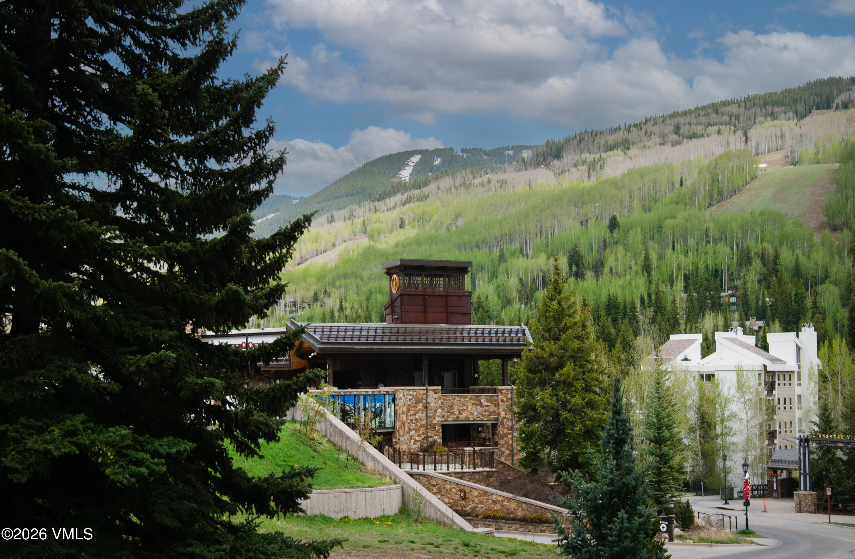 508 E Lionshead 208