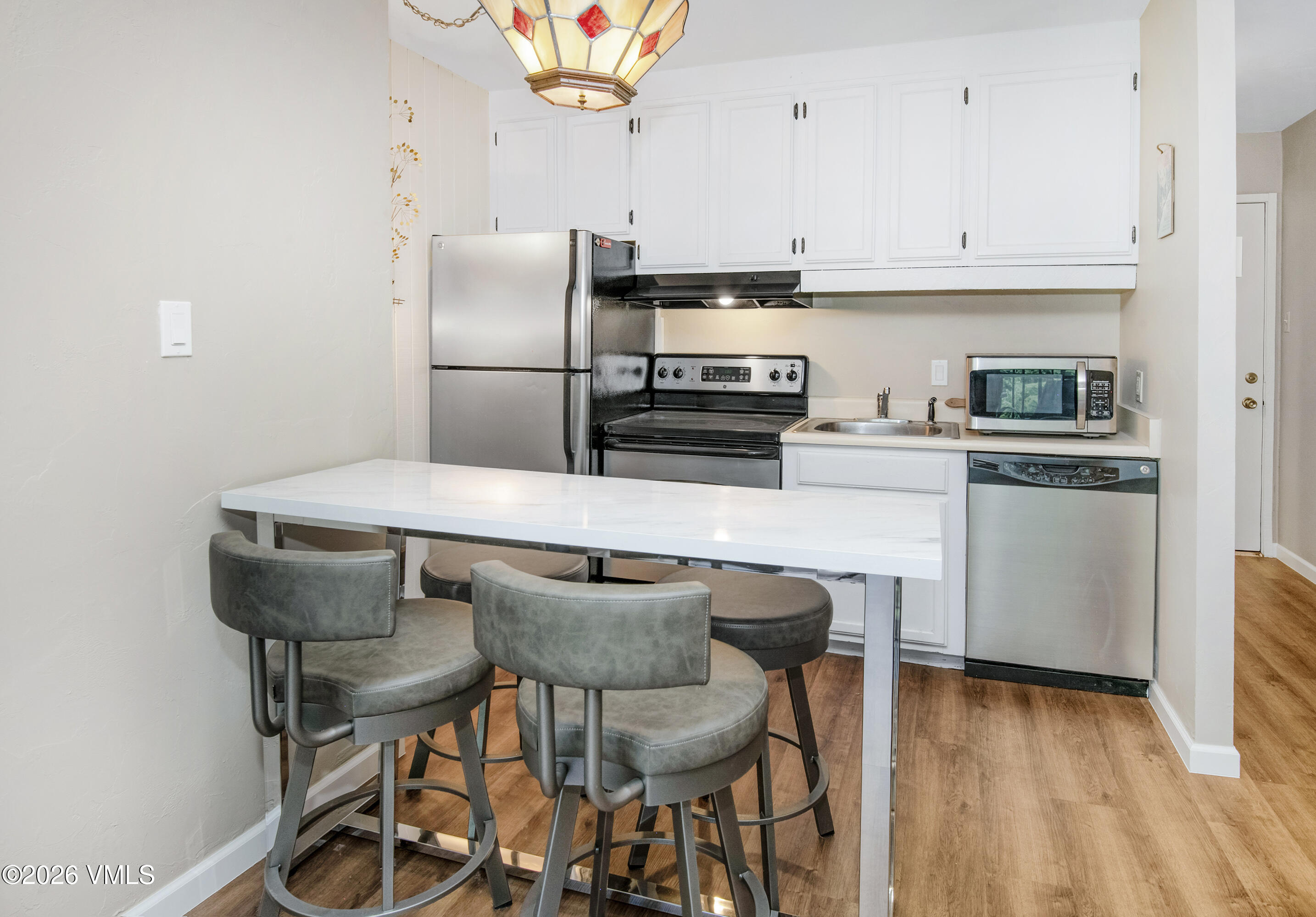 508 E Lionshead 208