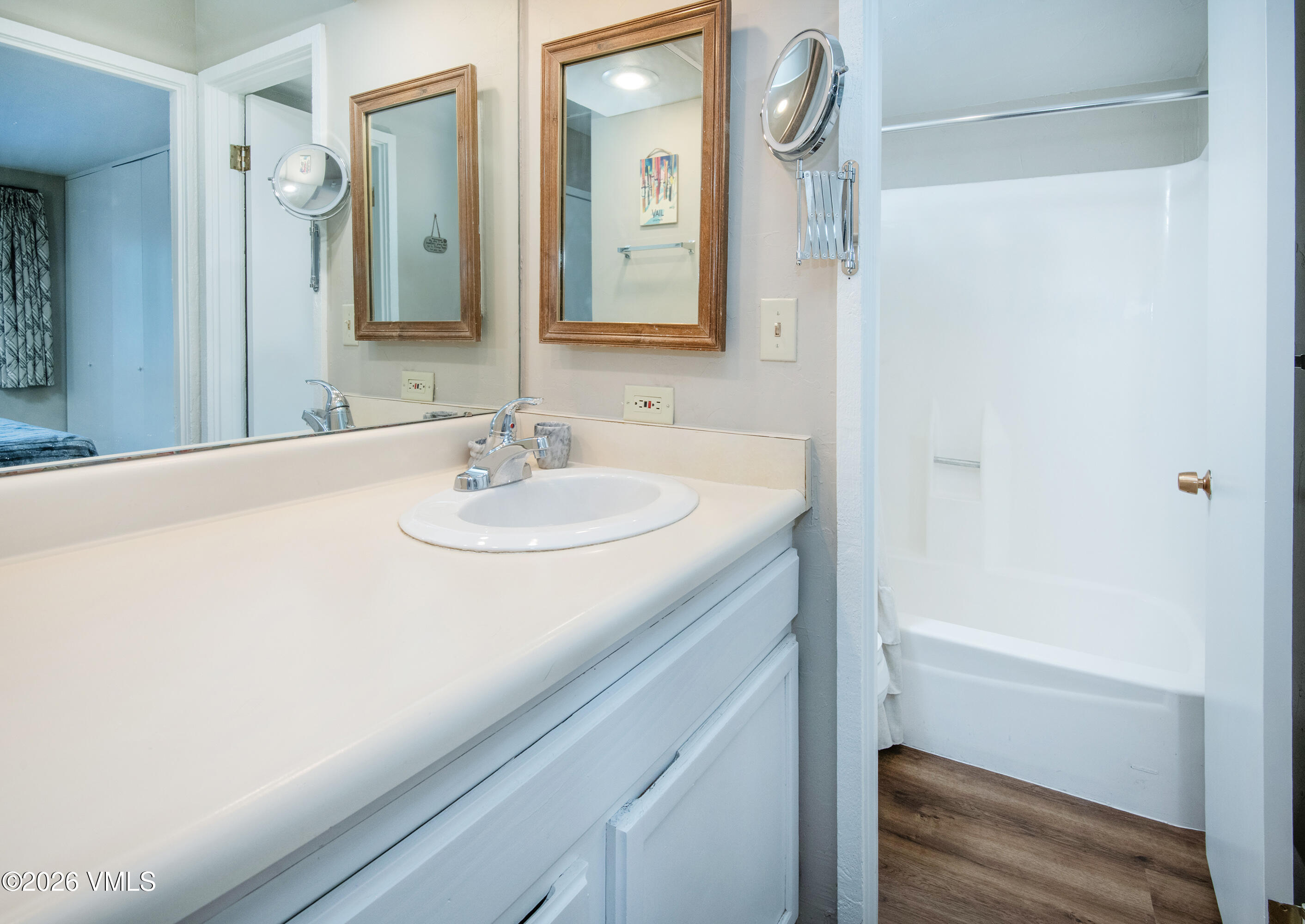 508 E Lionshead 208