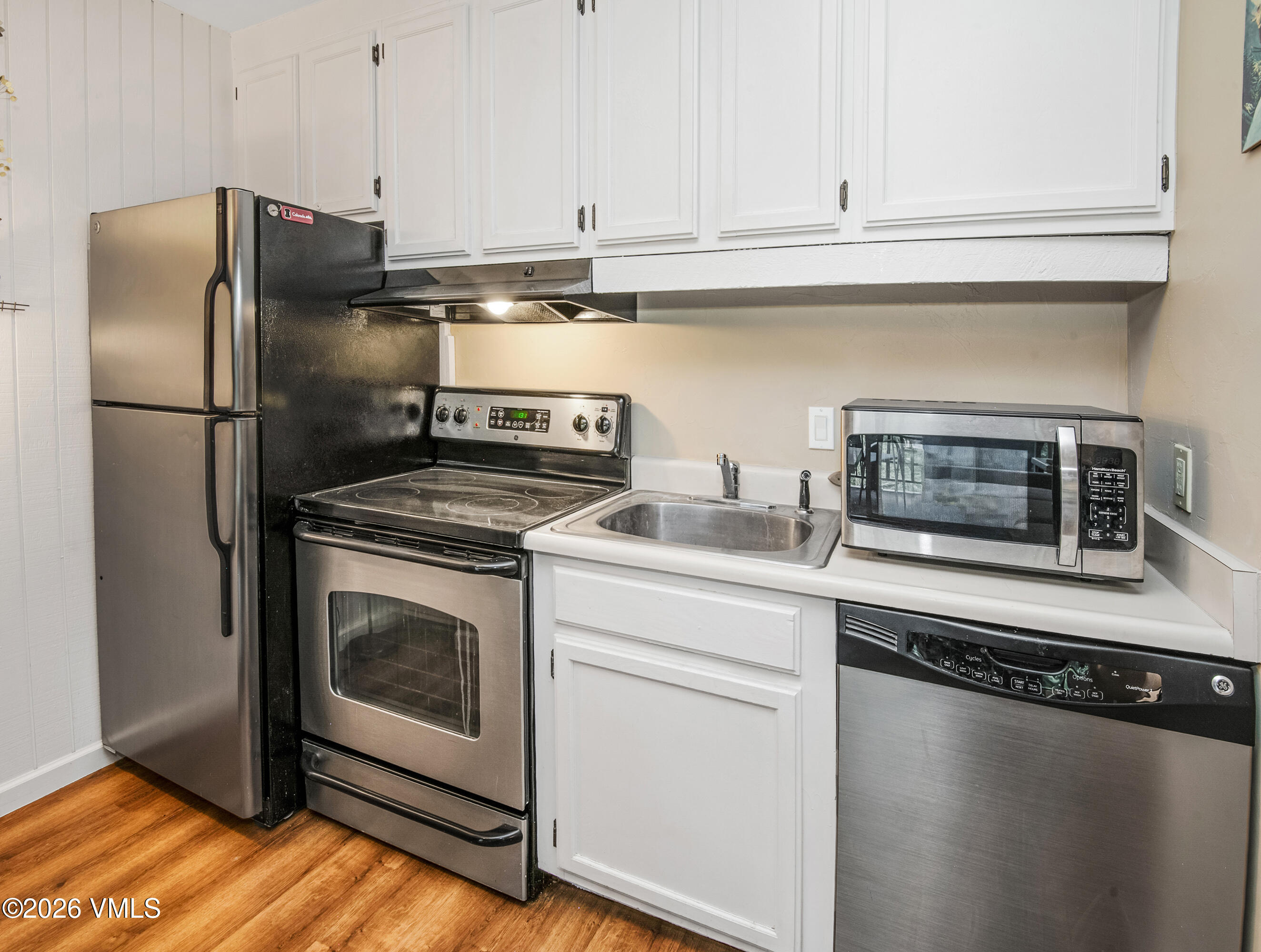 508 E Lionshead 208