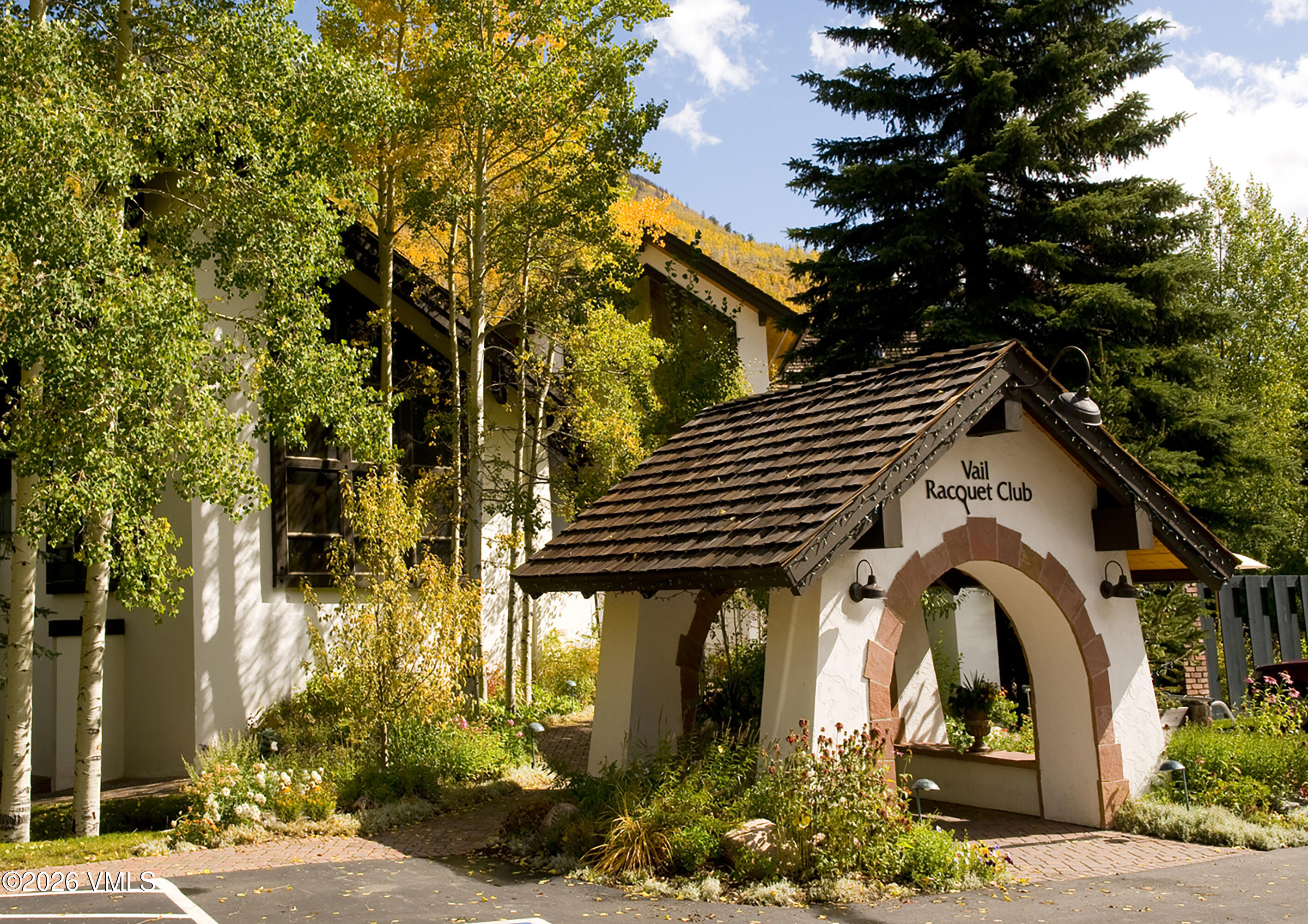 4690 Vail Racquet Club Unit: 12