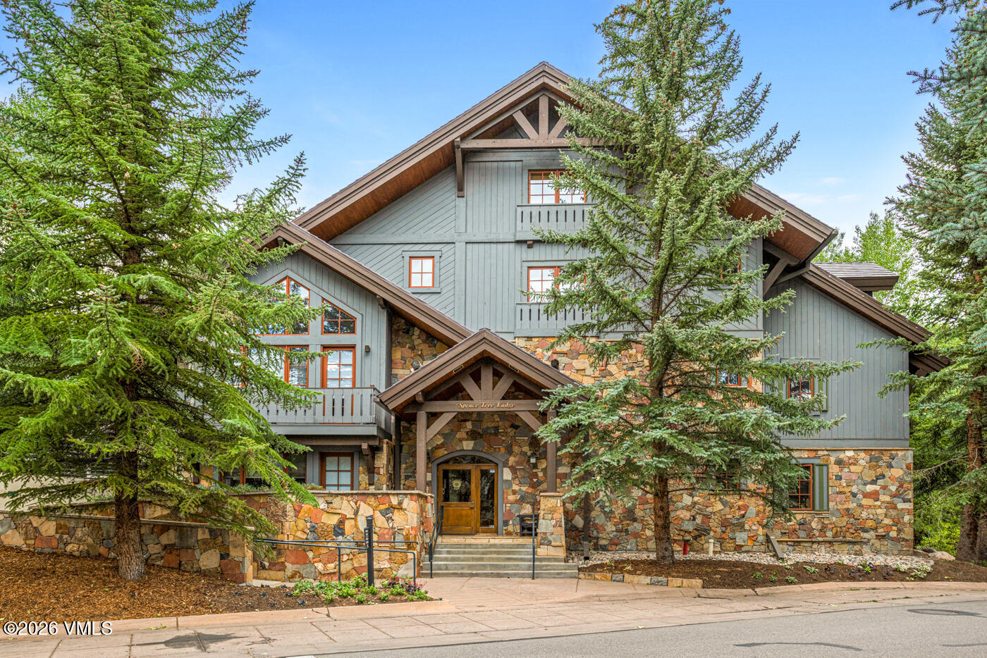627 Sawatch Drive