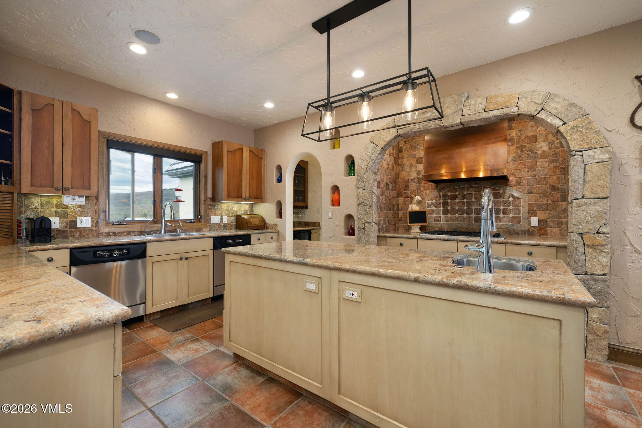 576 Pilgrim Drive