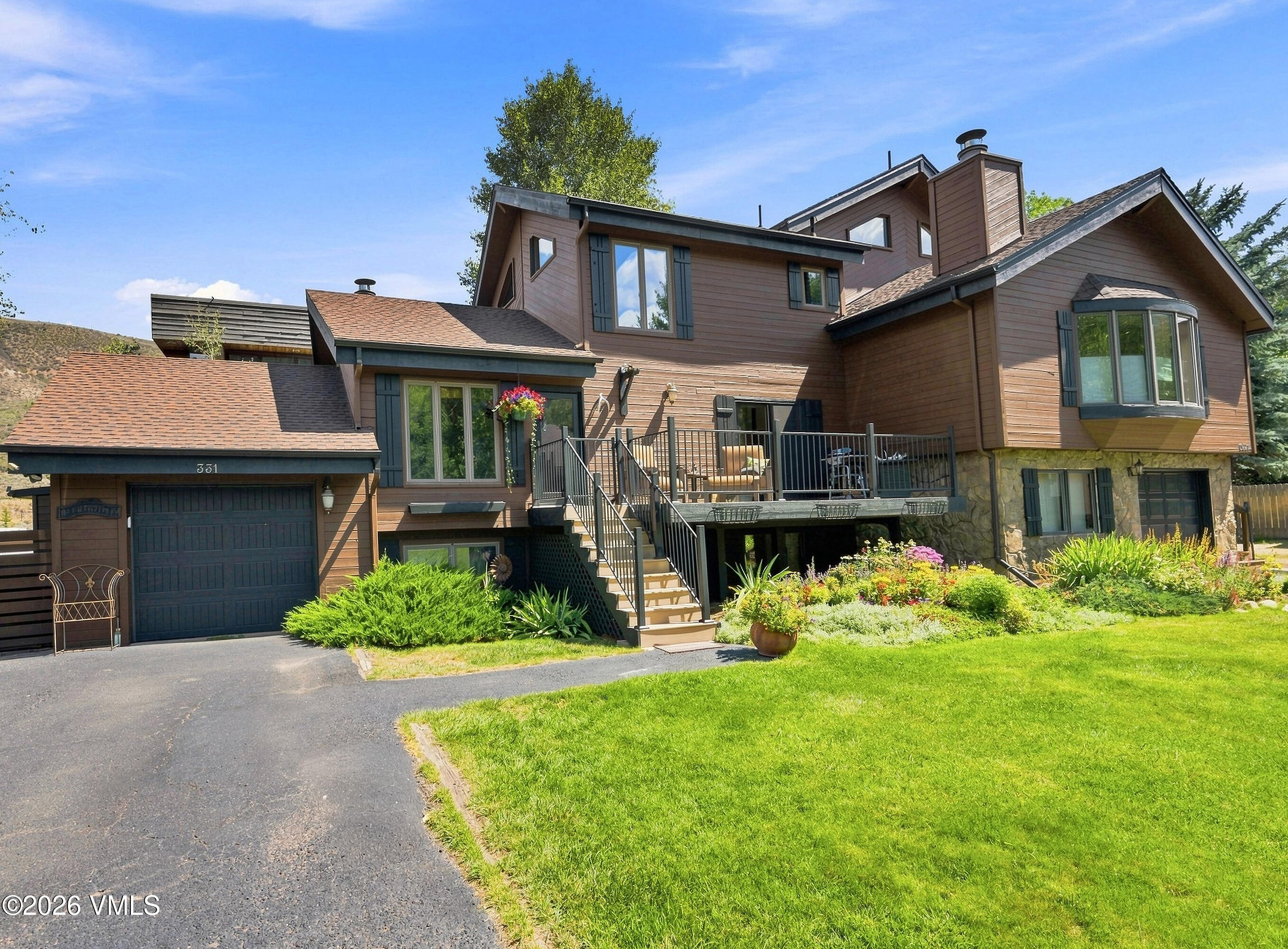 331 Larkspur Lane # B