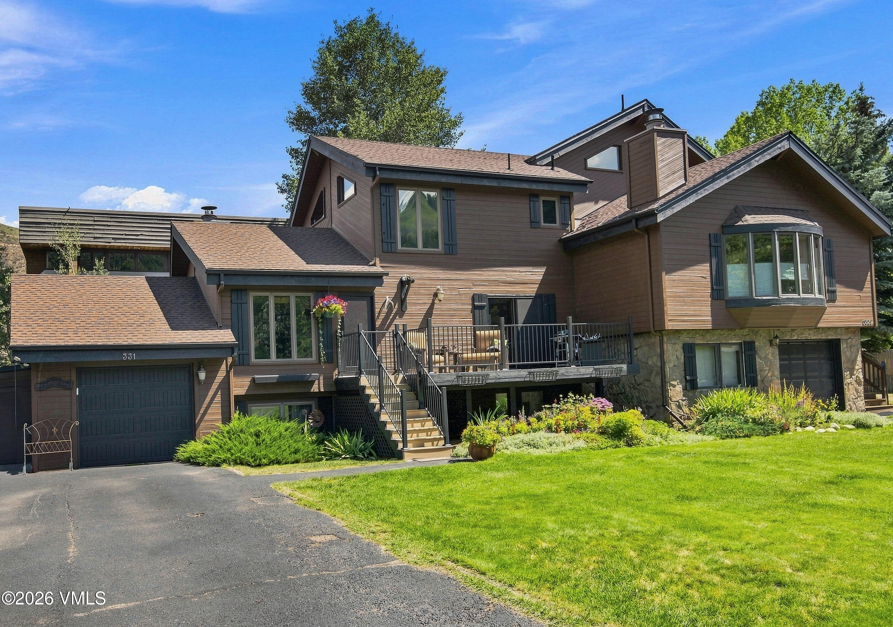 331 Larkspur Lane # B