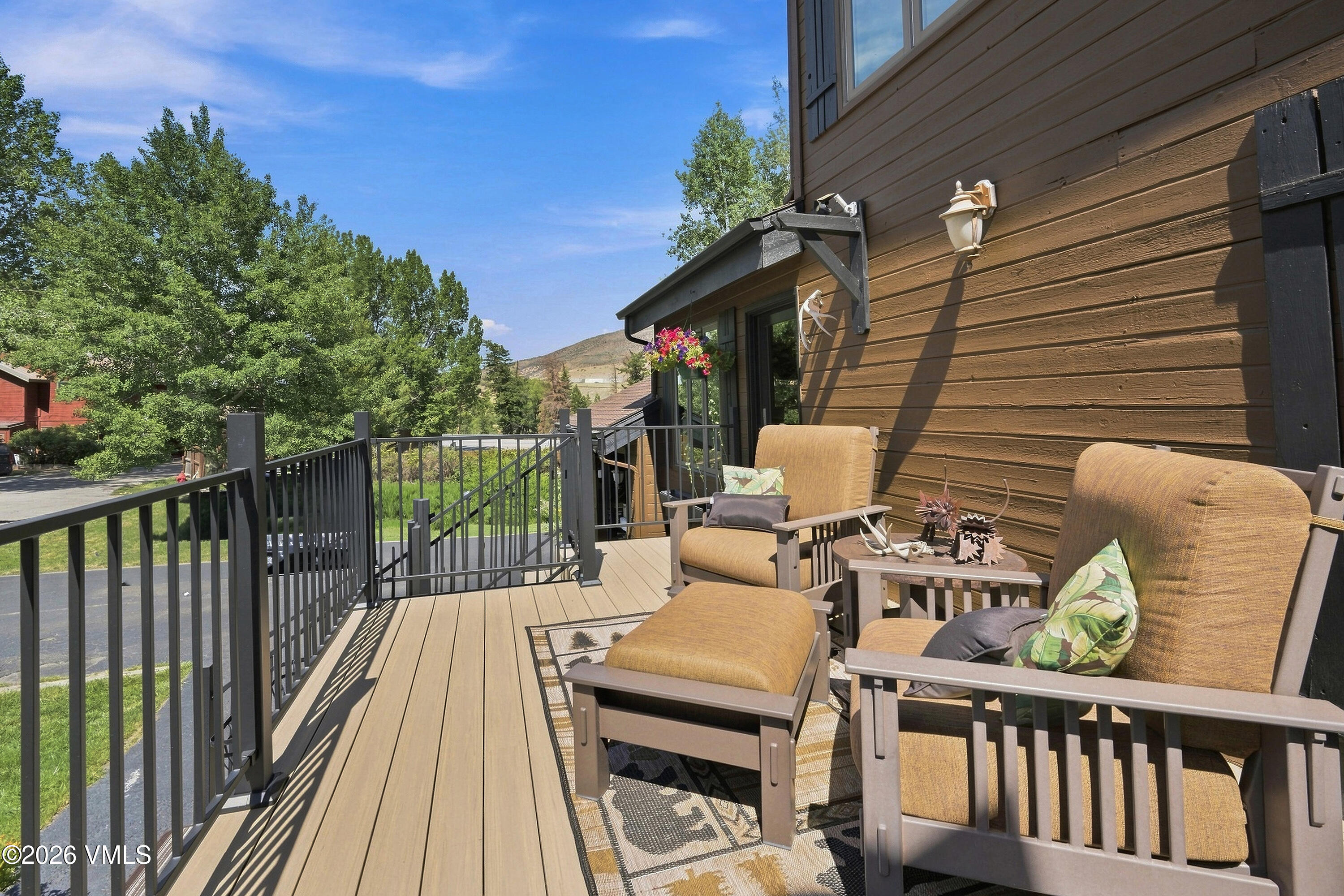 331 Larkspur Lane # B