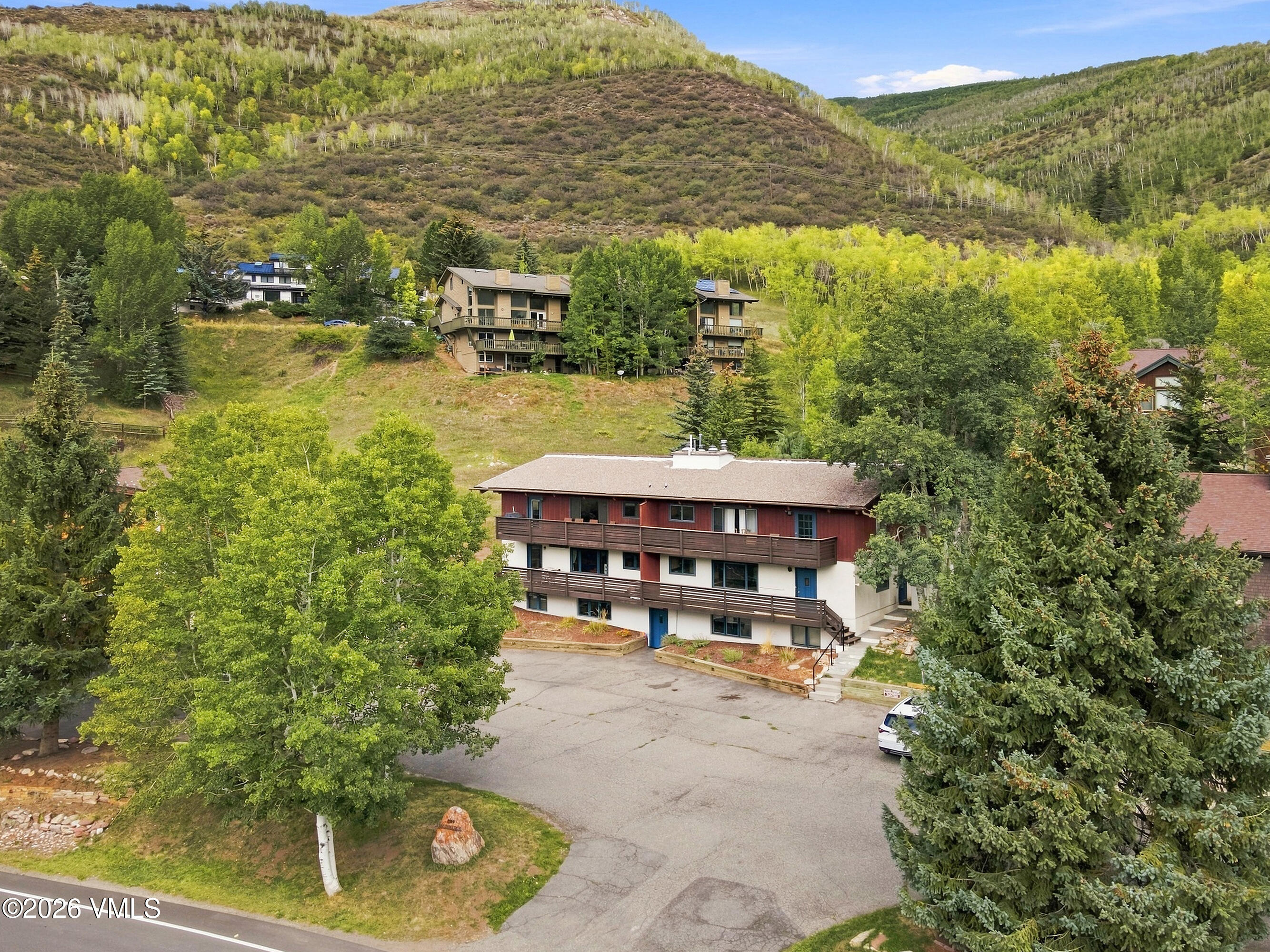 2269 Chamonix Lane APT 2