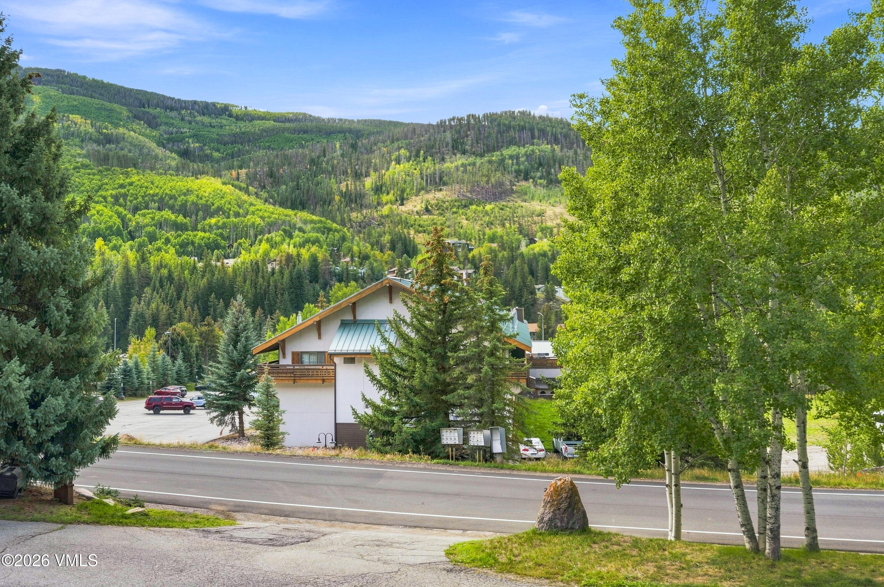 2269 Chamonix Lane APT 2