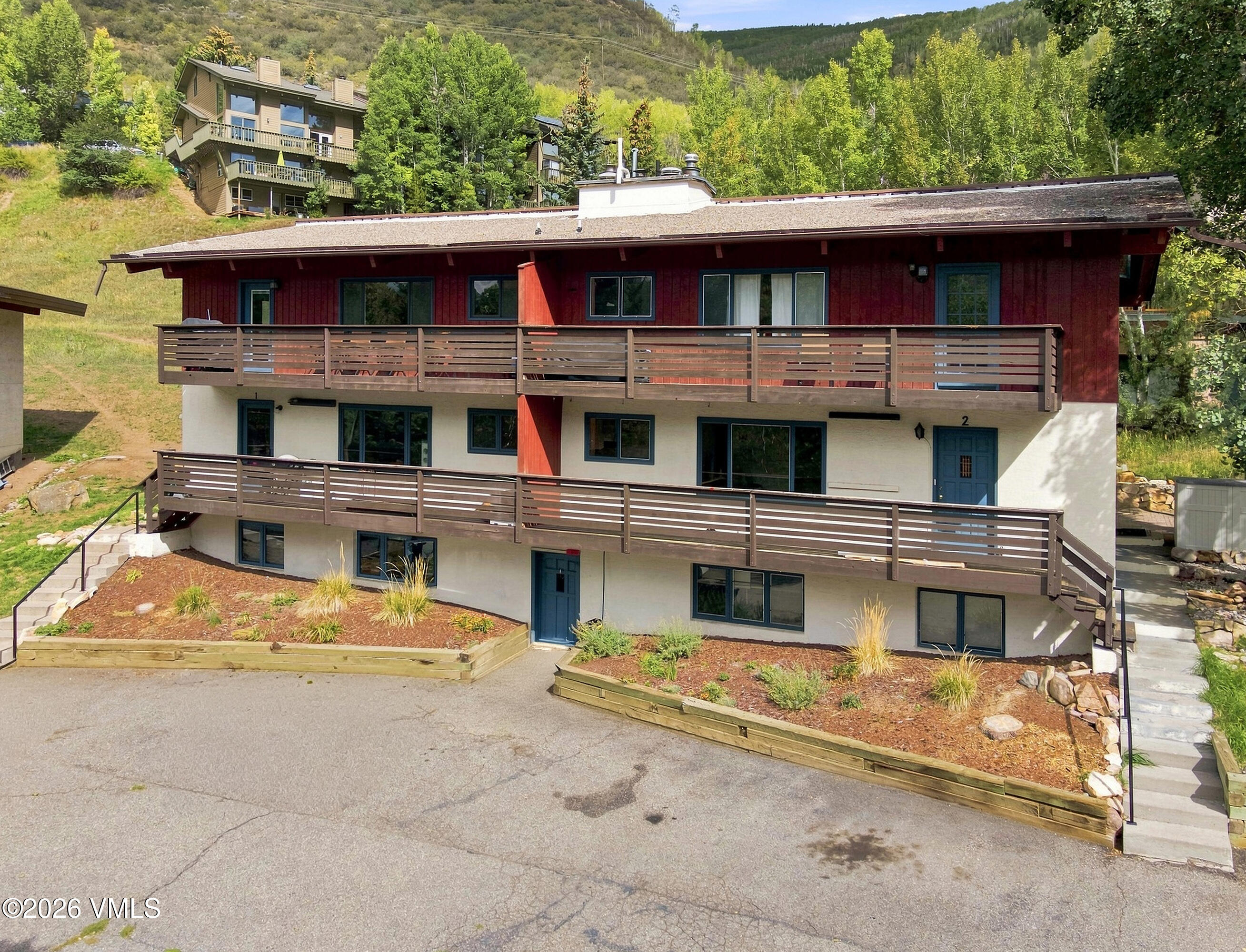 2269 Chamonix Lane APT 2