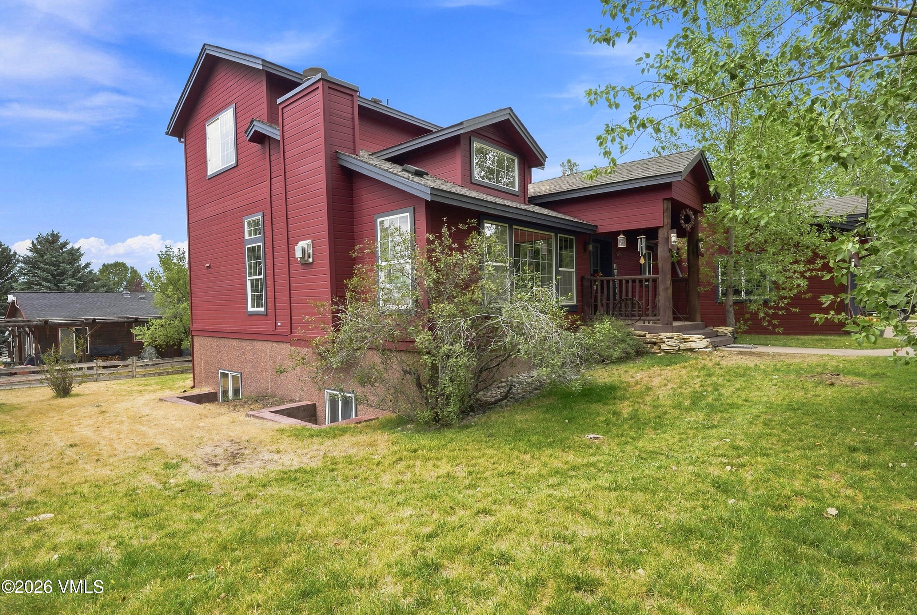 66 Indian Heights Way