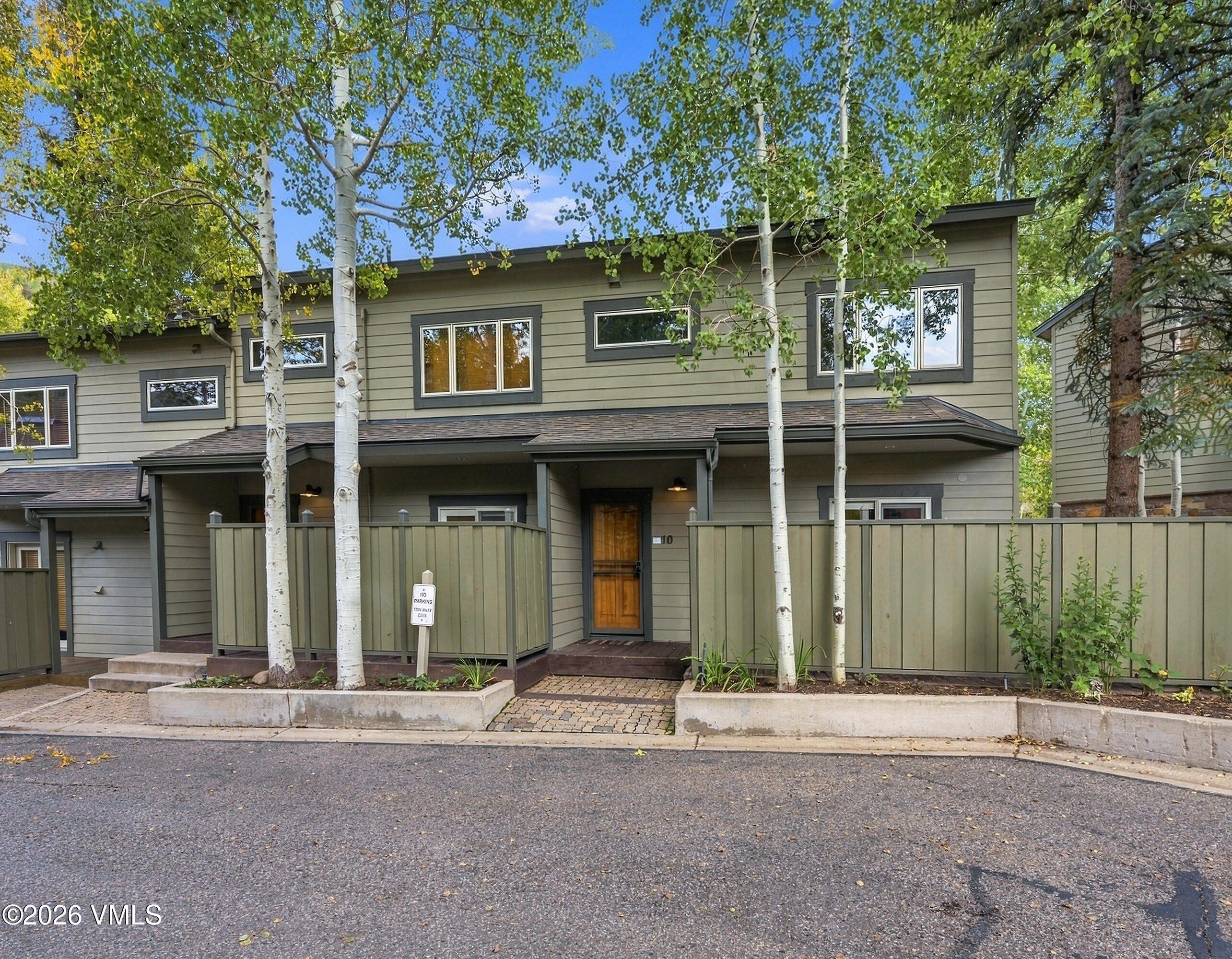 1476 Westhaven Drive APT 10