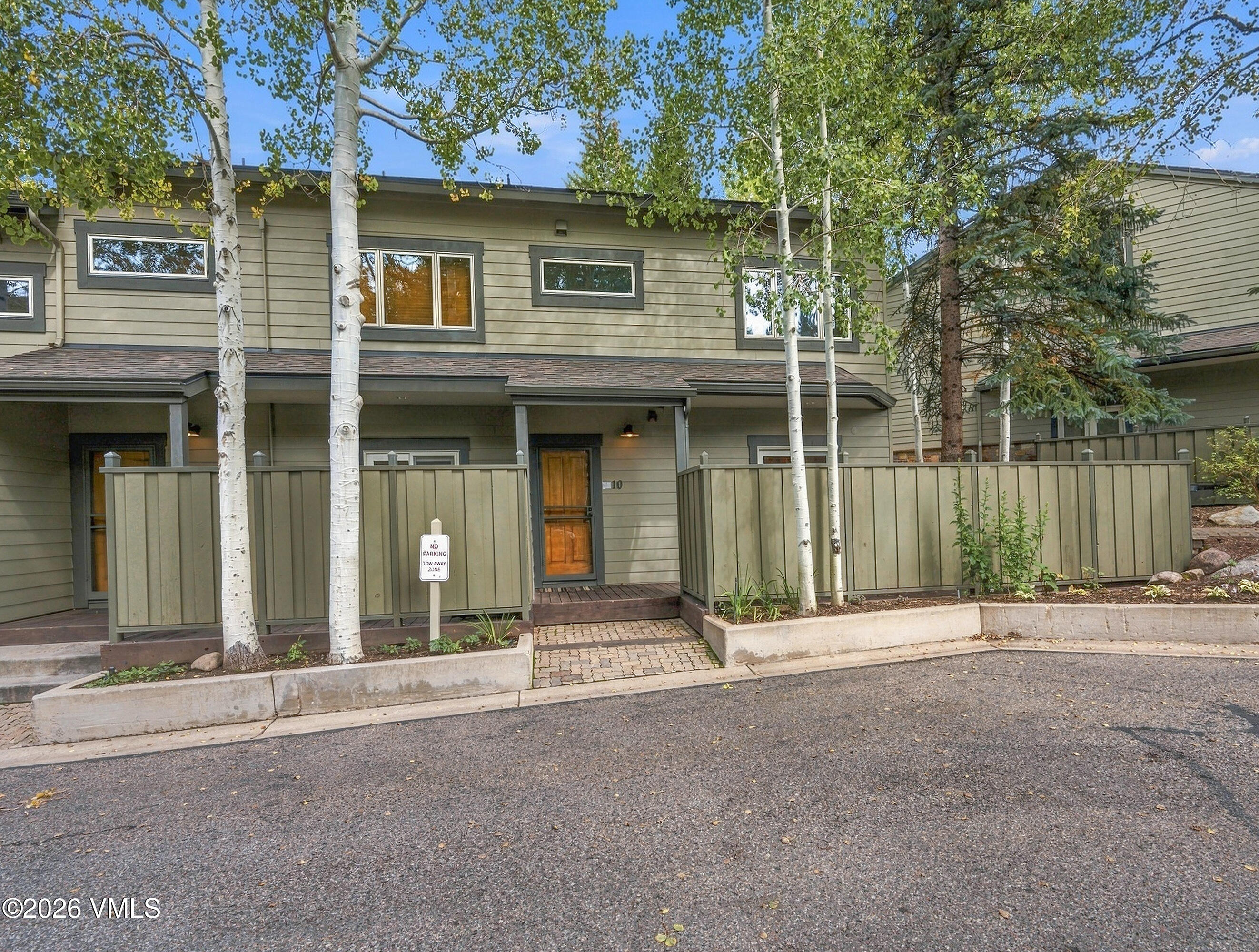 1476 Westhaven Drive APT 10