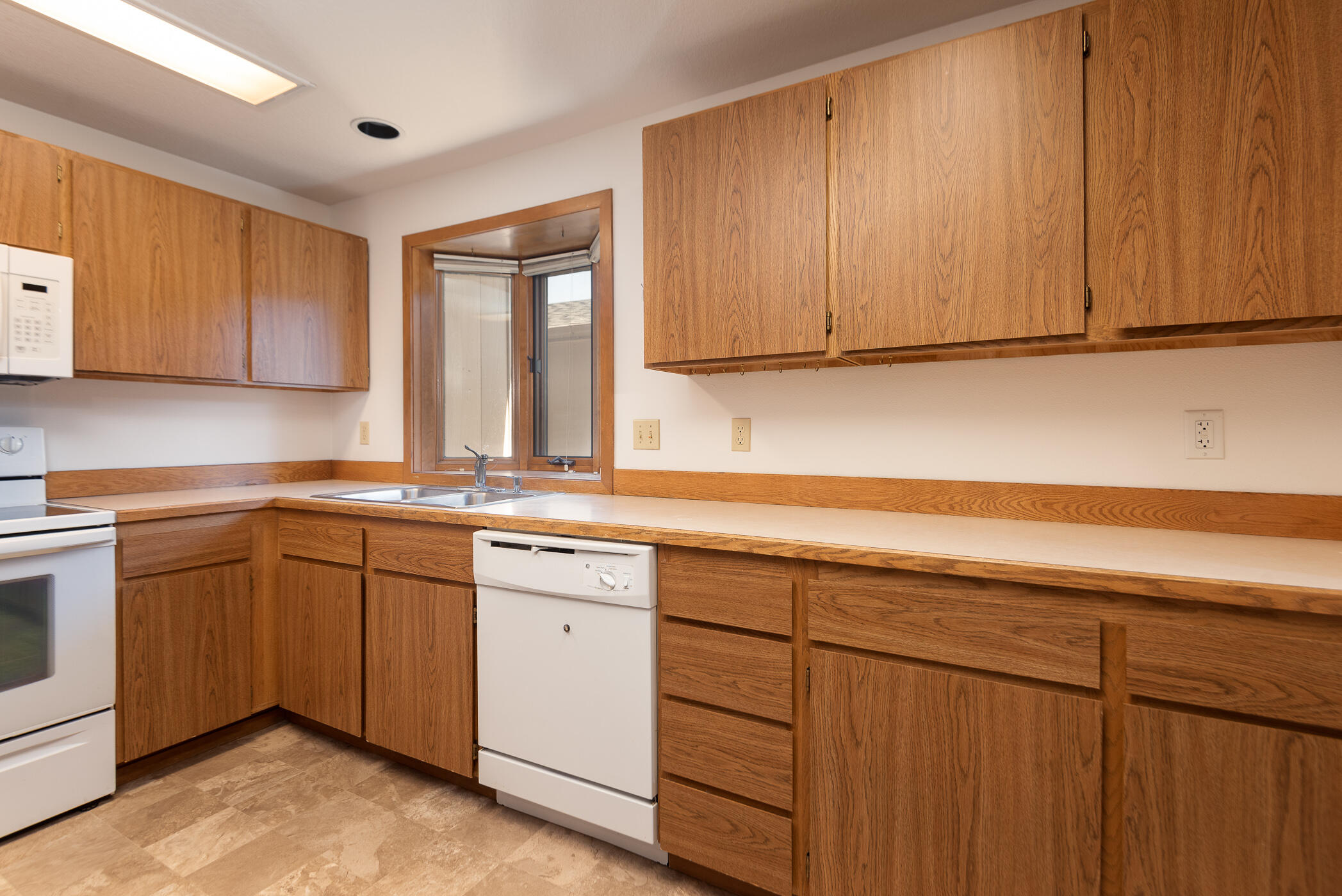 1050 NE Butler Market #56 Road