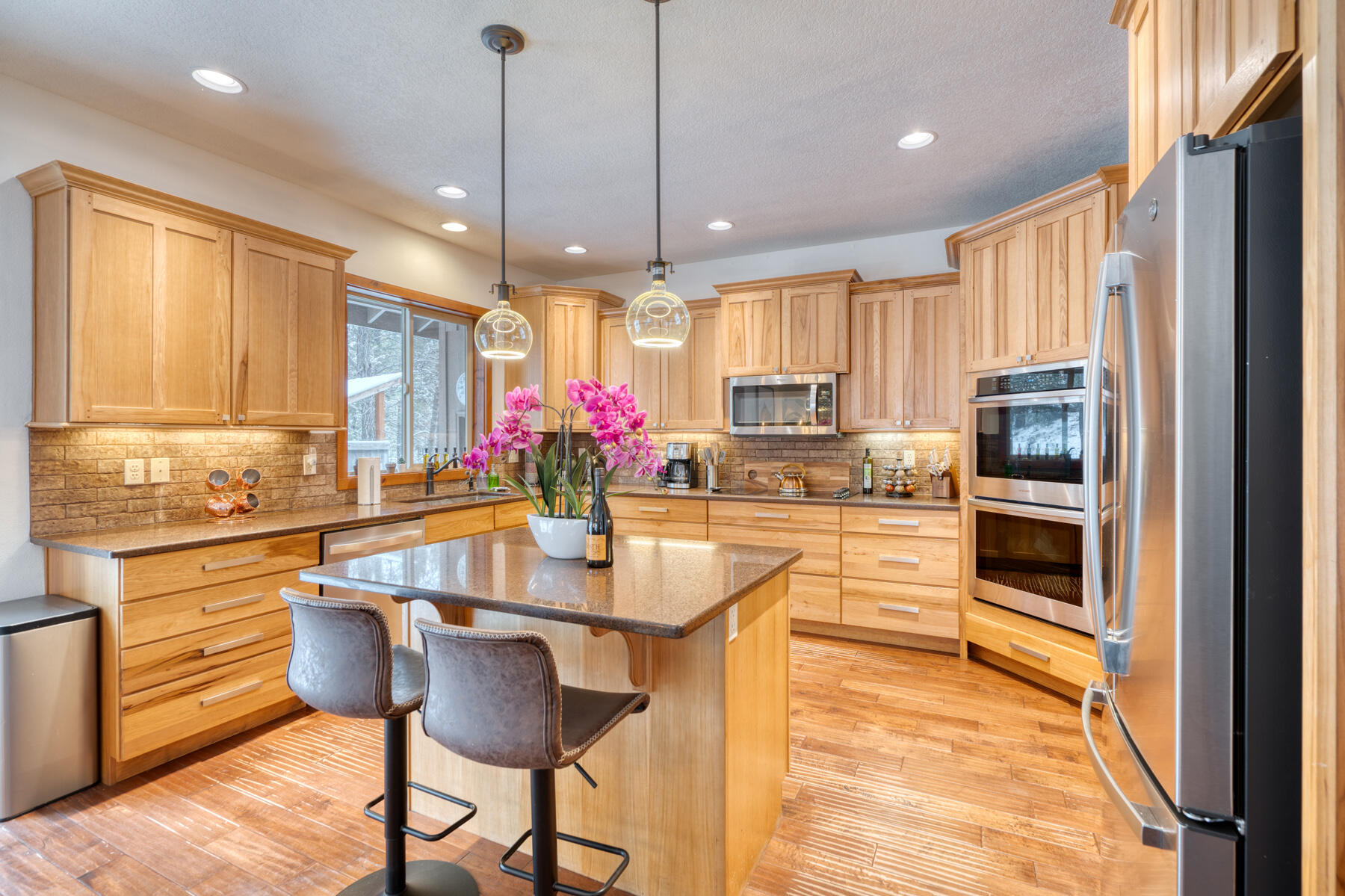 16402 Beaver Drive