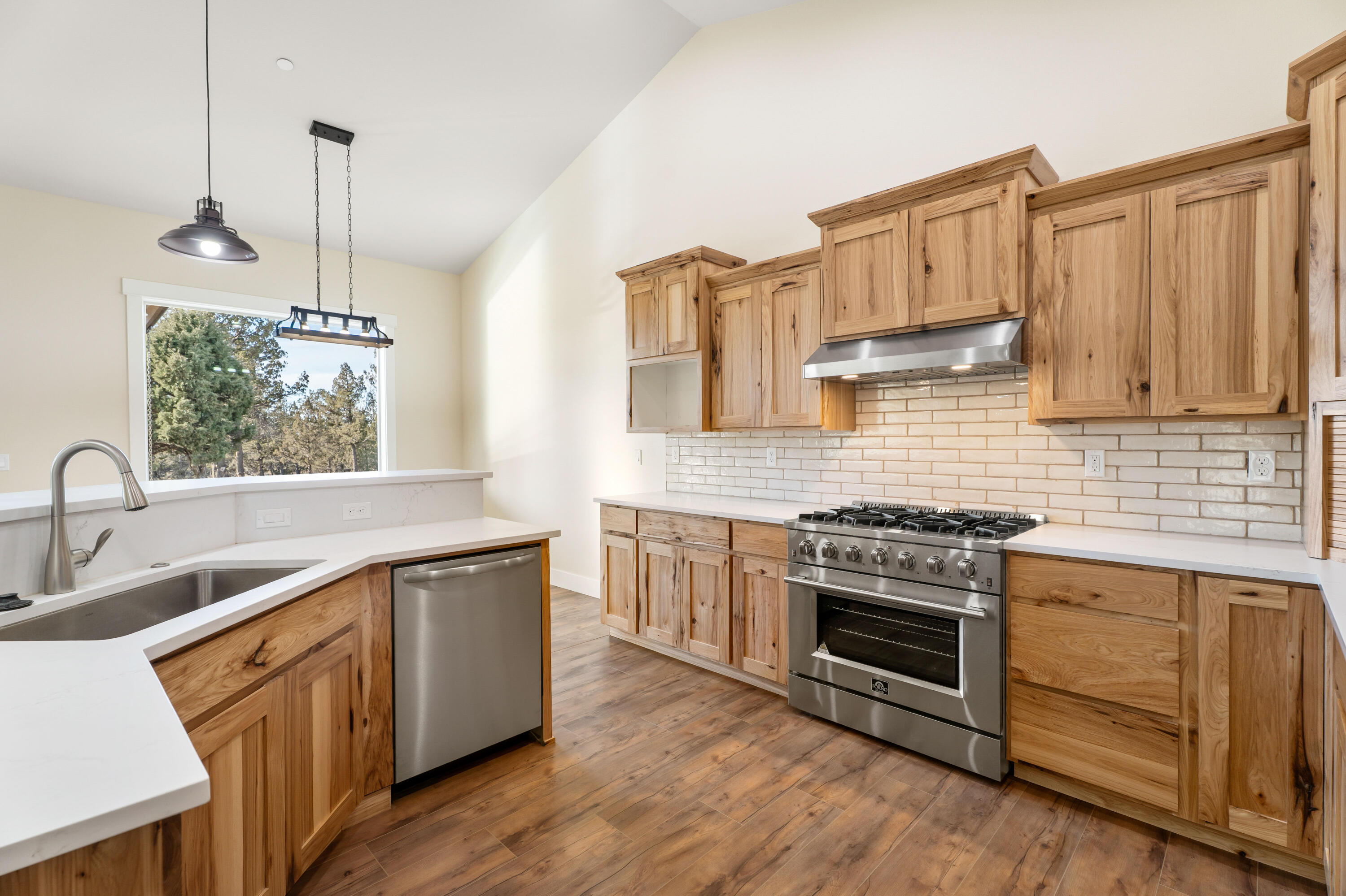 1784 SE Texas Circle, 37