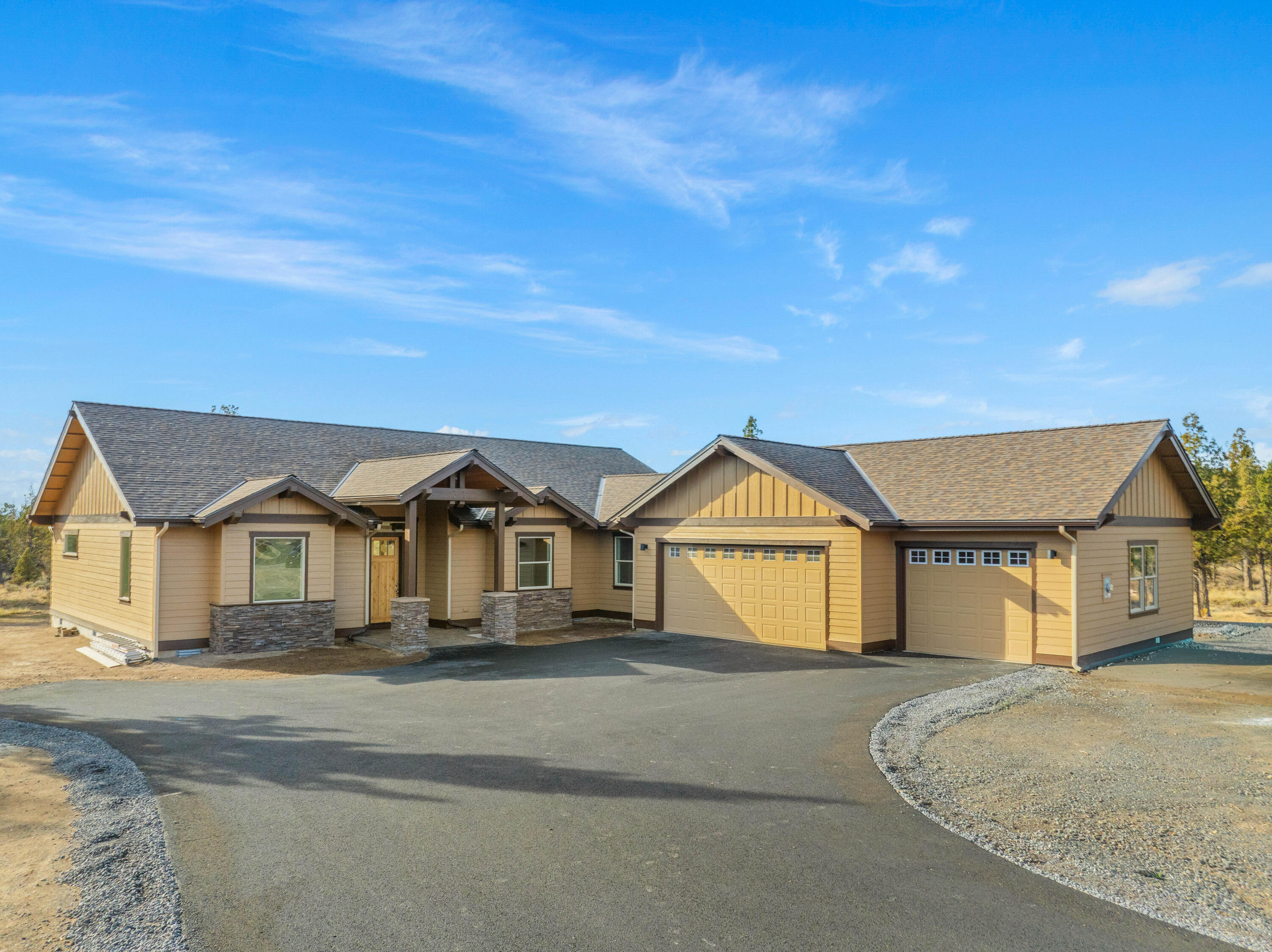 1784 SE Texas Circle, 37