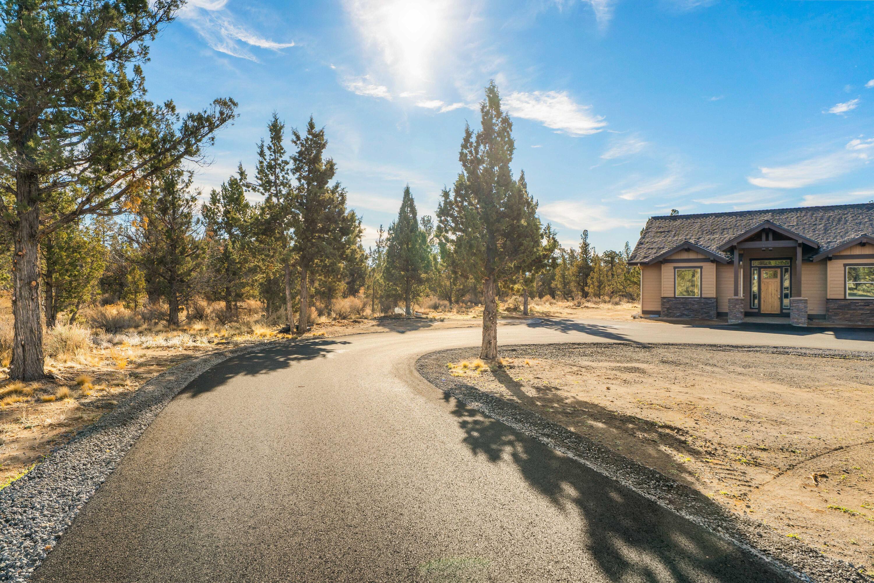 1784 SE Texas Circle, 37