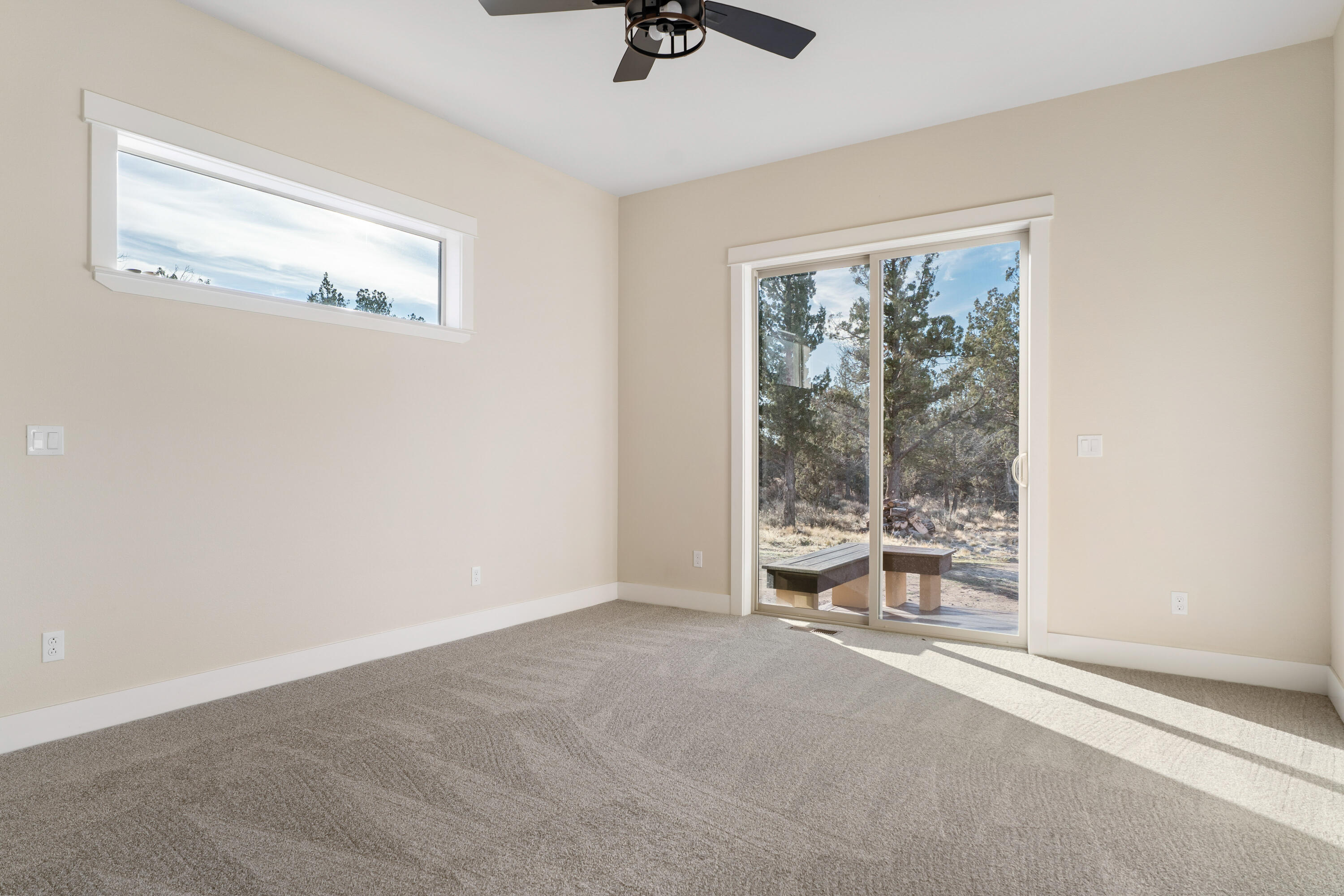 1784 SE Texas Circle, 37