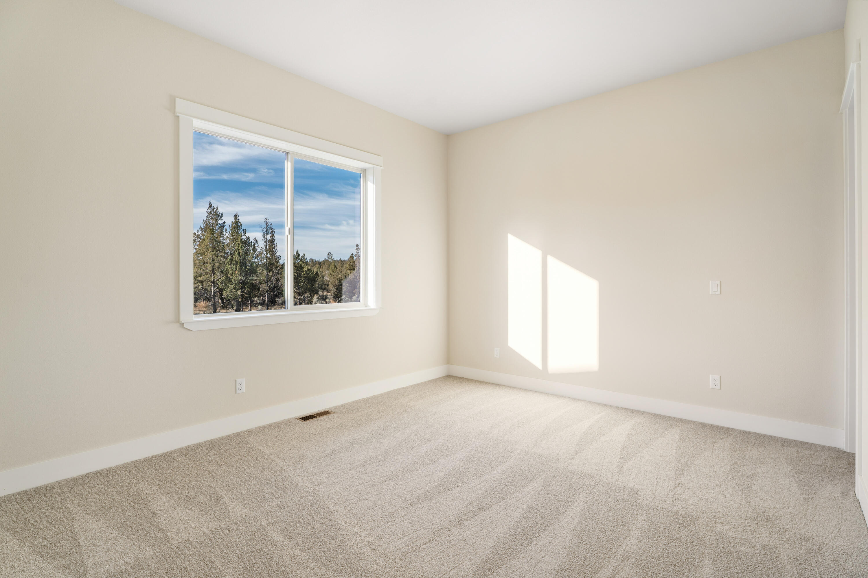 1784 SE Texas Circle, 37