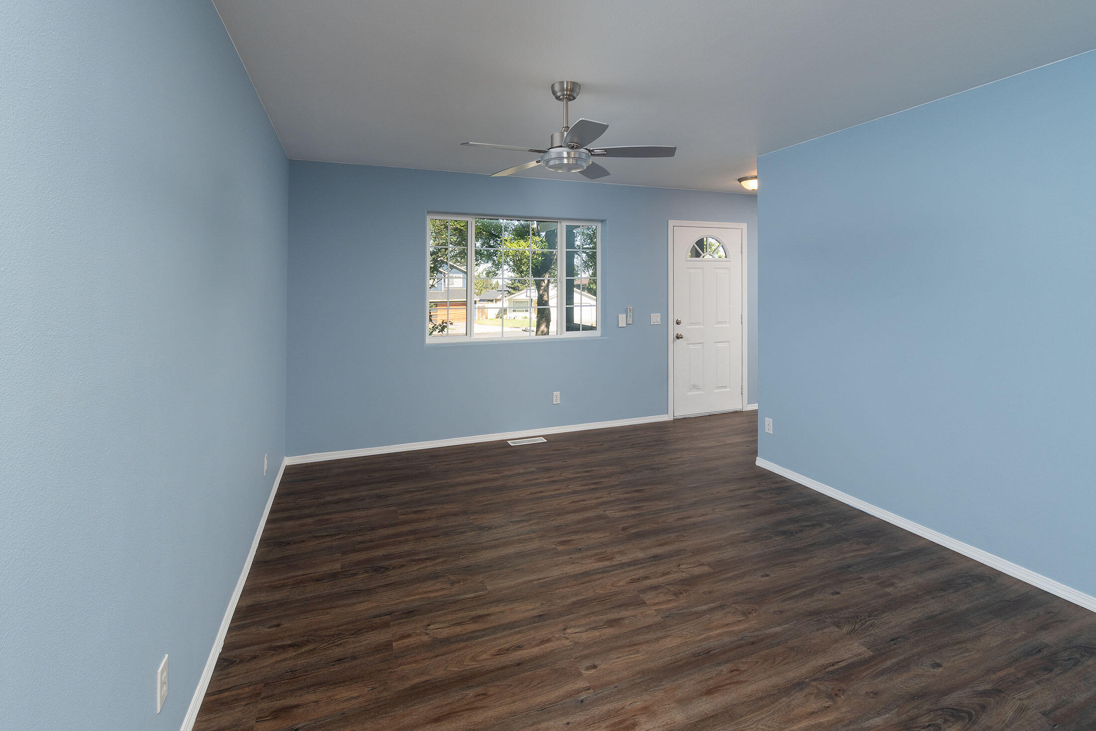 1407 NE Talon Court