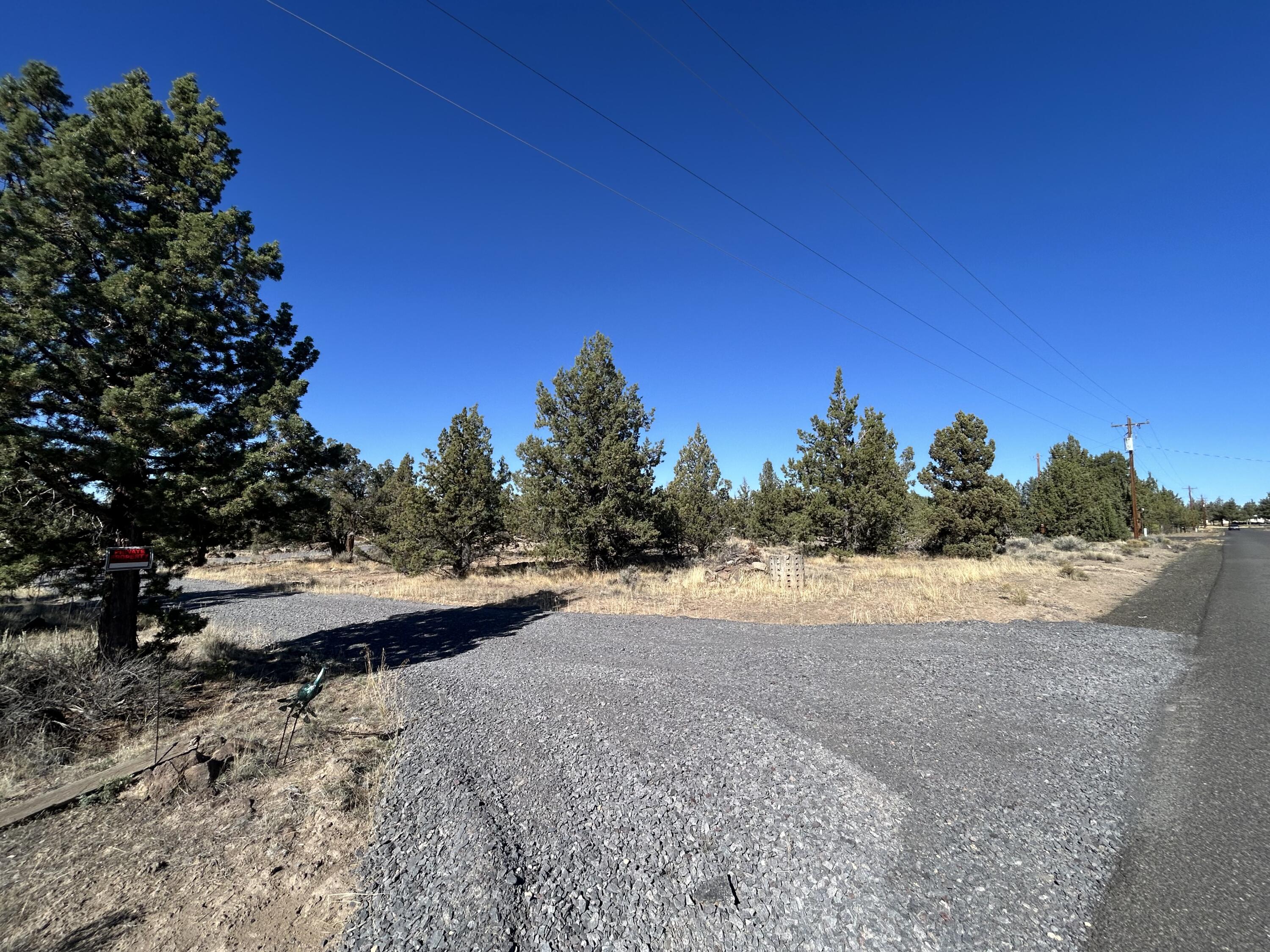 TL 5000 SE Yurok Road