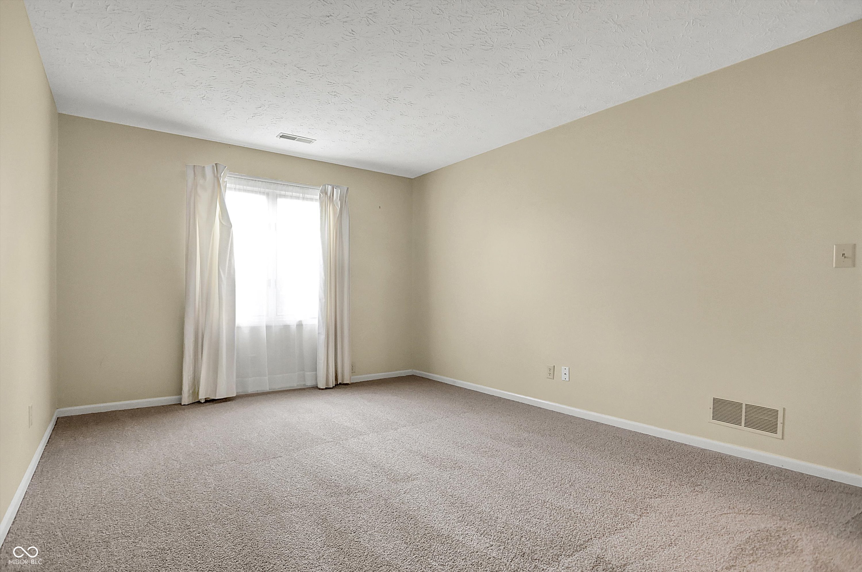 7607 Farm View Circle E