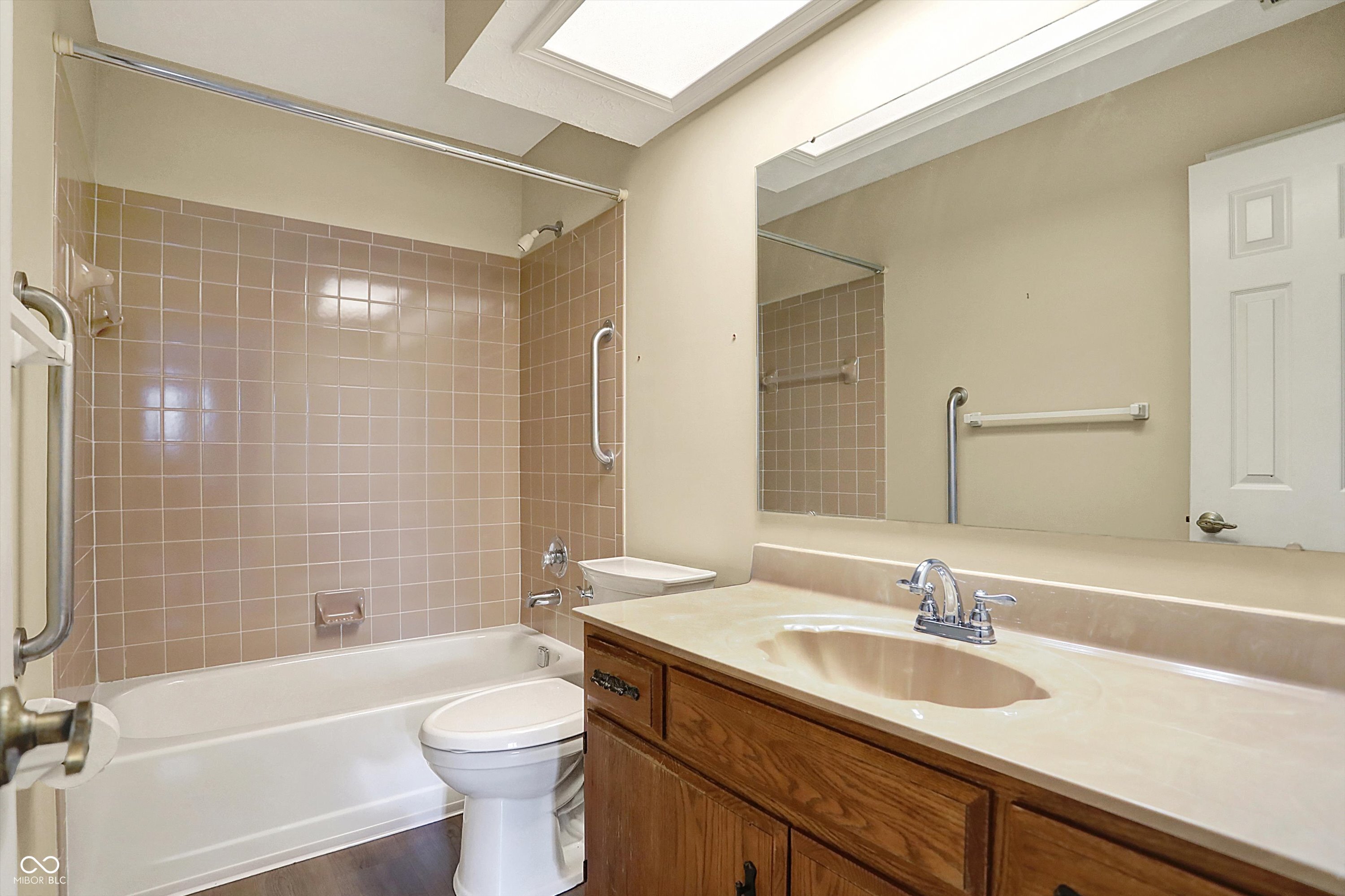 7607 Farm View Circle E